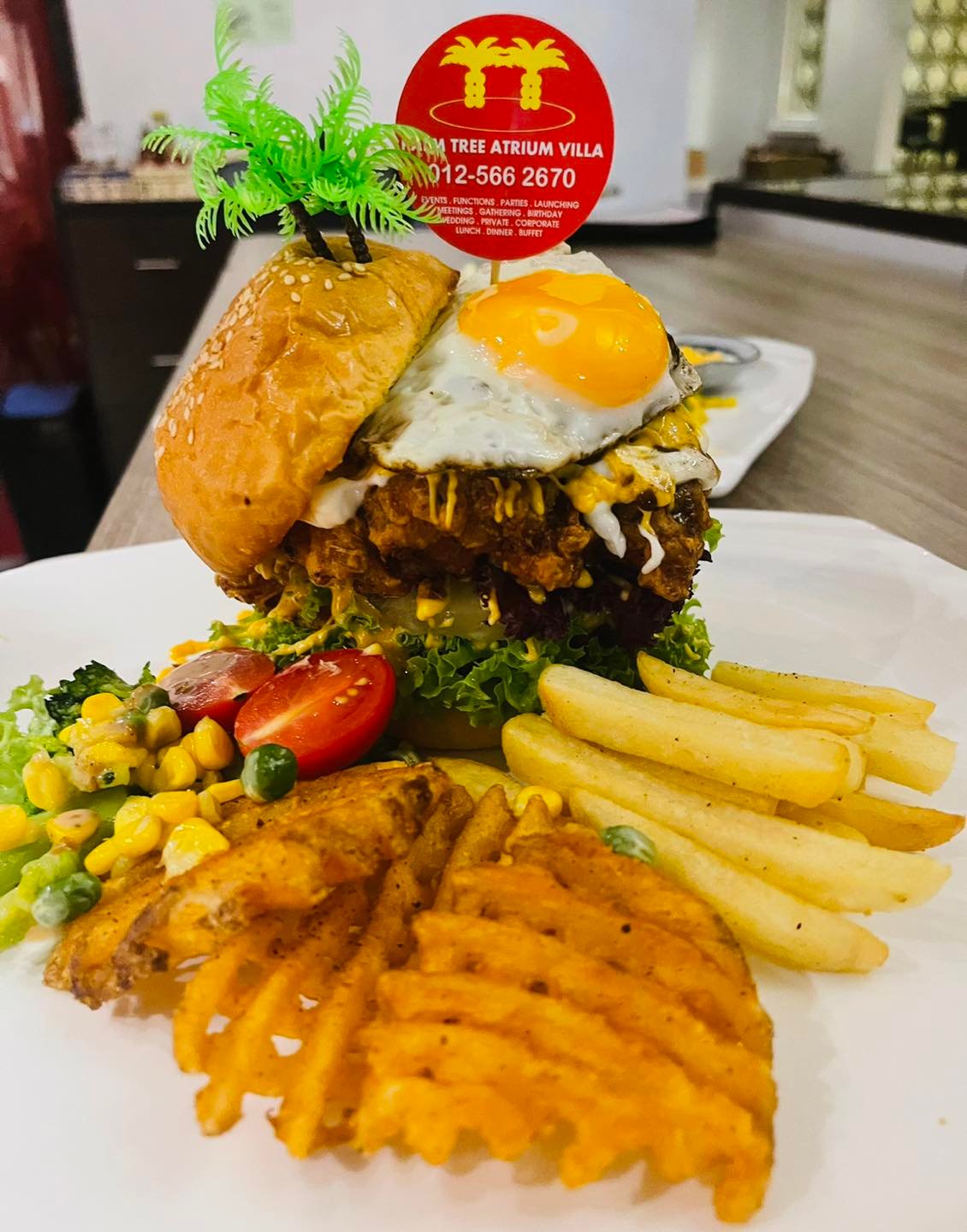 Palm - 【Palm Tree Atrium Villa 棕榈 “lv” 🌴汉堡包】 【PTA Hawaiian Chicken ...
