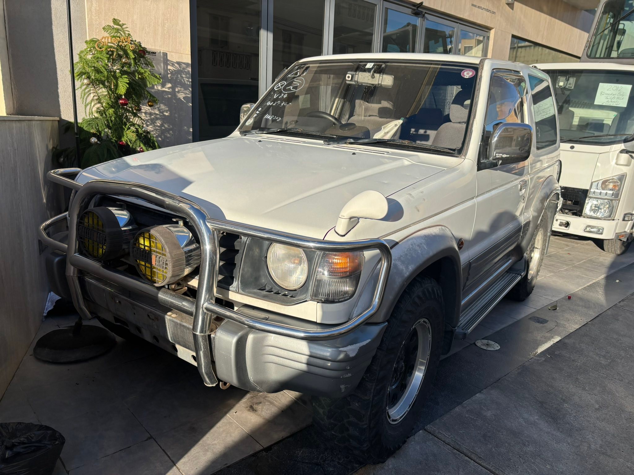 ー Just Landed from Japan in Immaculate Condition Mitsubishi Pajero