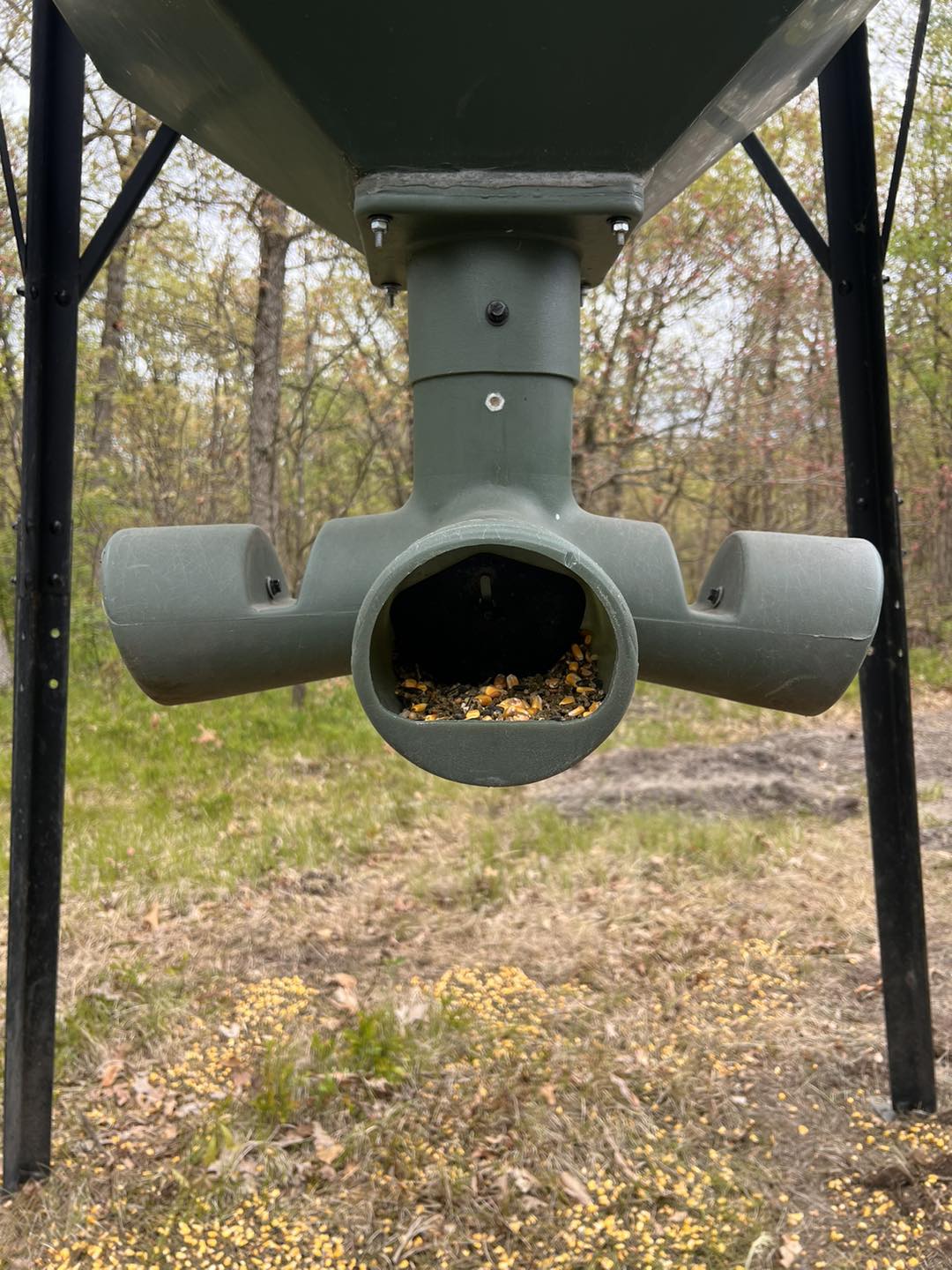 Galvanized Steel Game Feeder Heavy Duty Gravity Deer Feeder - 150lb ...