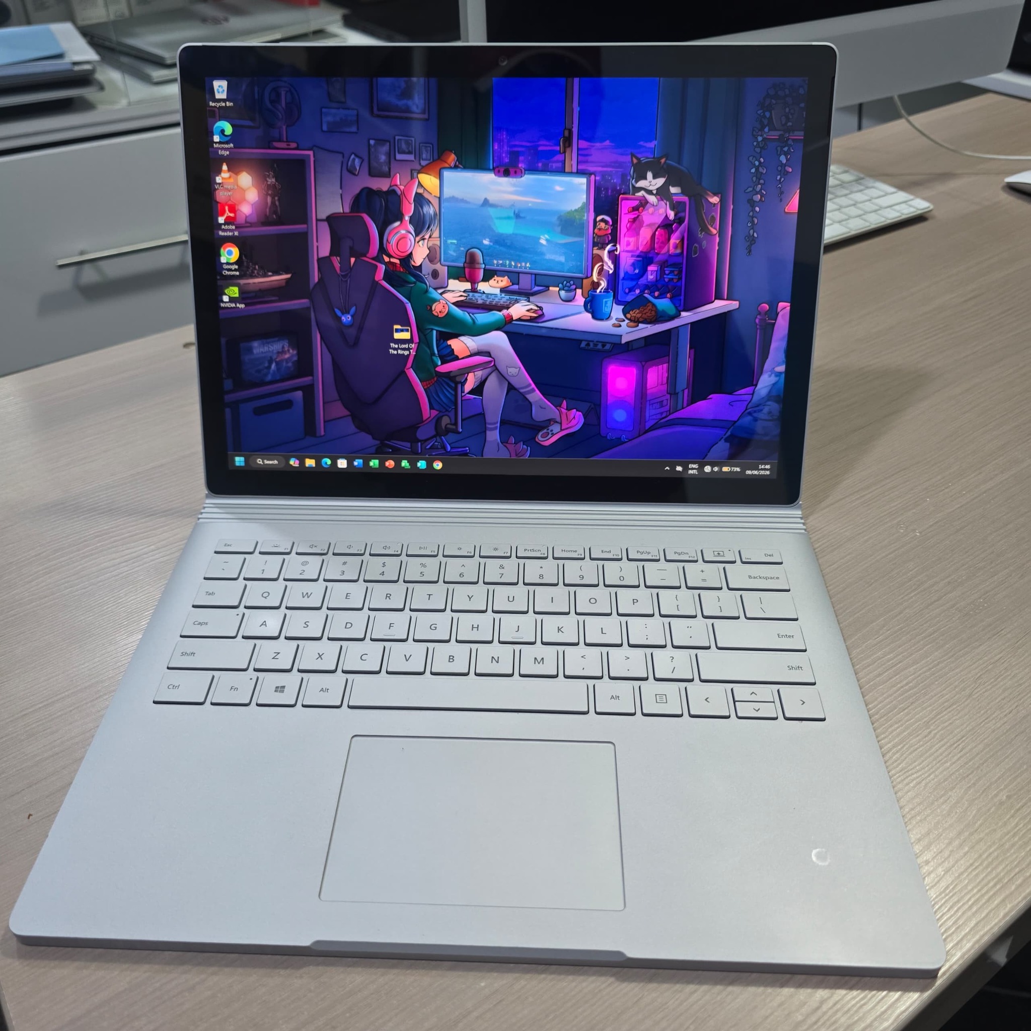 Gaming laptop) Microsoft Surface Book 3 Core i7-1065G7 (10th gen 