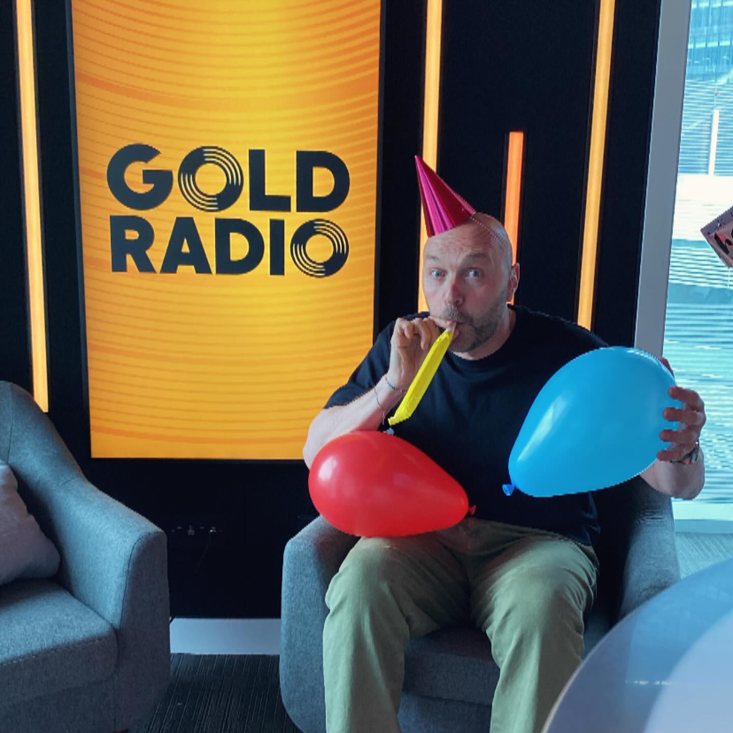 Gold - What are we celebrating? 👀🎉 A whole day of 60’s music of course ...