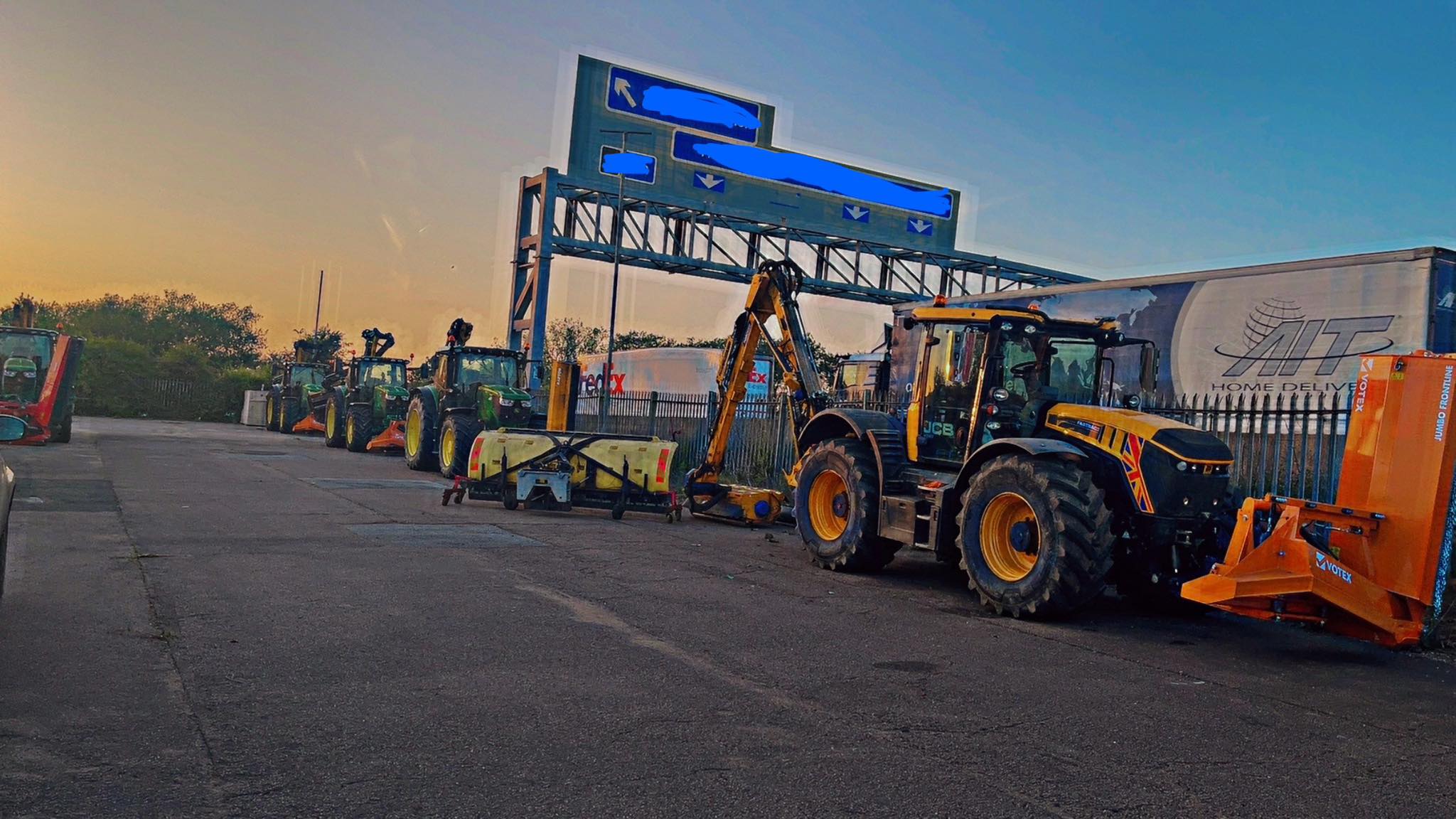 J D Holland Contracting services | Cambridge