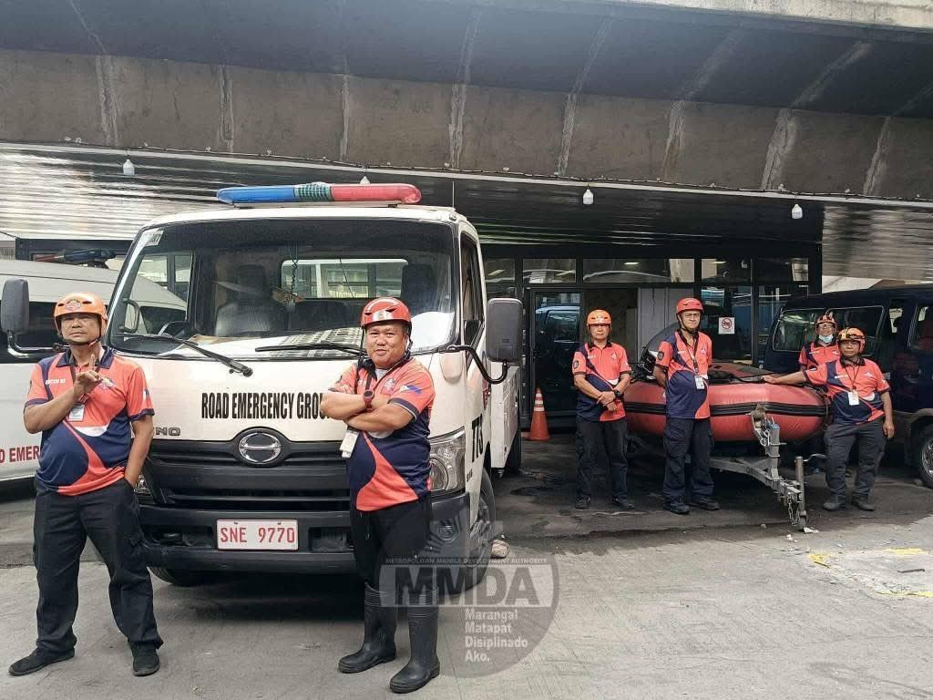 Super - #BantayBagyo: Naka-preposition na ang mga search and rescue ...