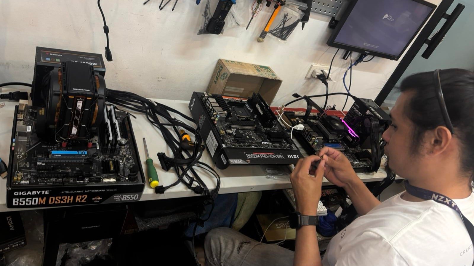 Ongoing builds. Happy Thursday... - Go-Tech MicroBiz | Facebook