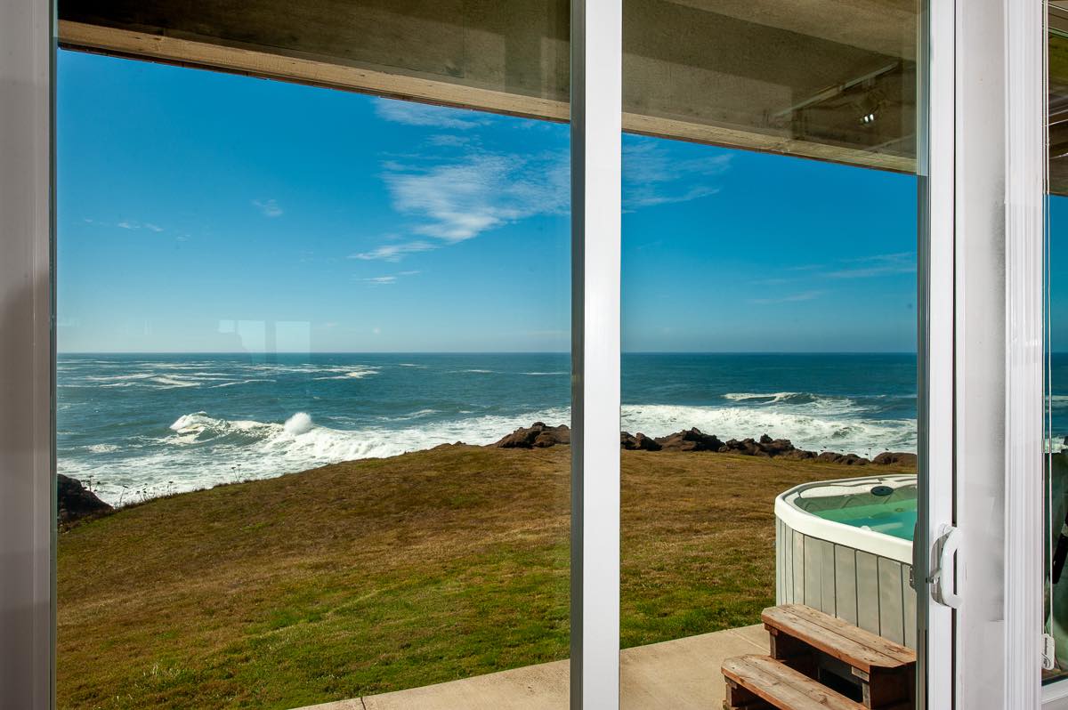 Discovering - 🌊 Oceanfront Escape at Depoe Bay! Dreaming of waking up ...