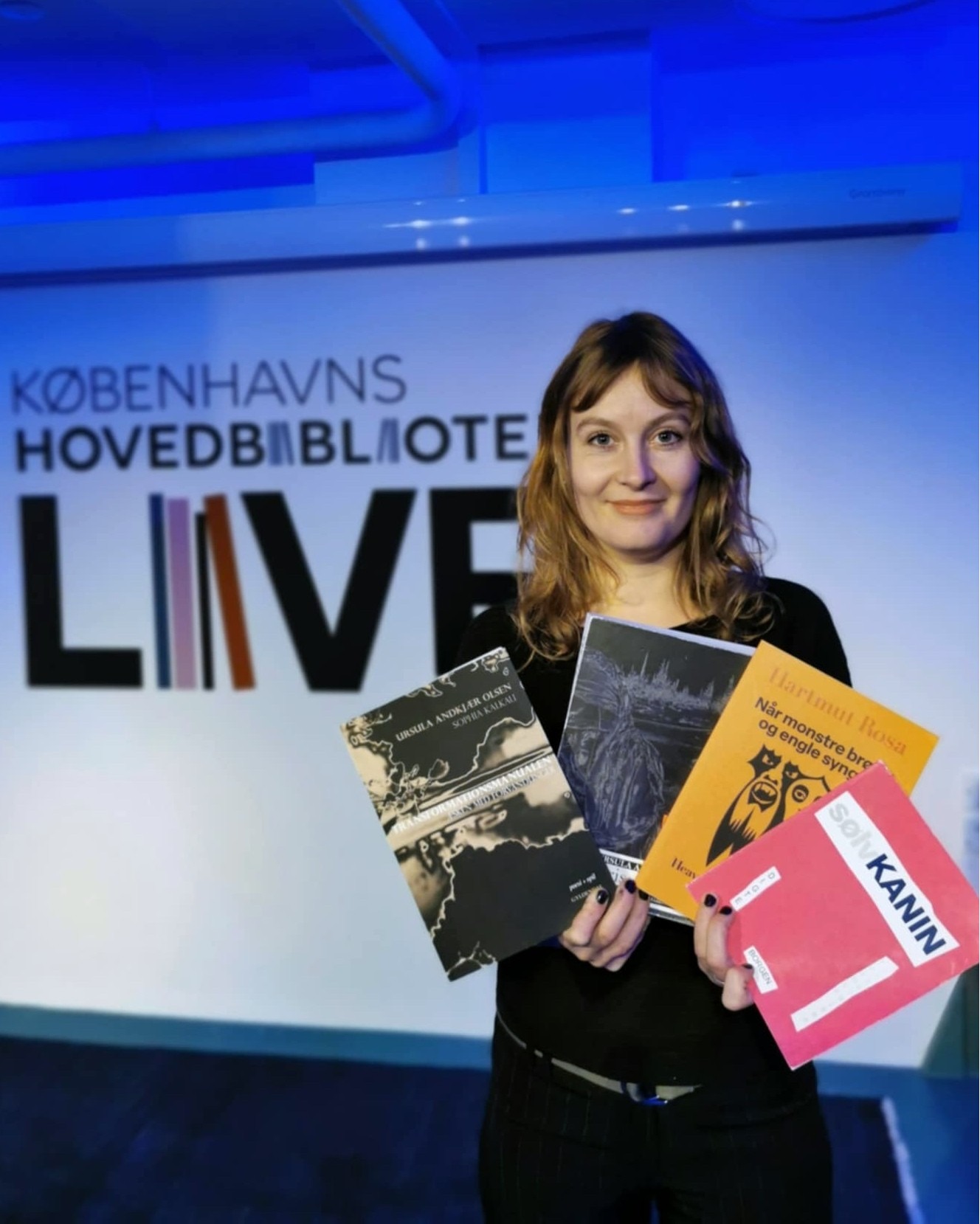Københavns - DIGTER ANNA RIEDER ANBEFALER 🐰 'Sølvkanin' af Rasmus ...