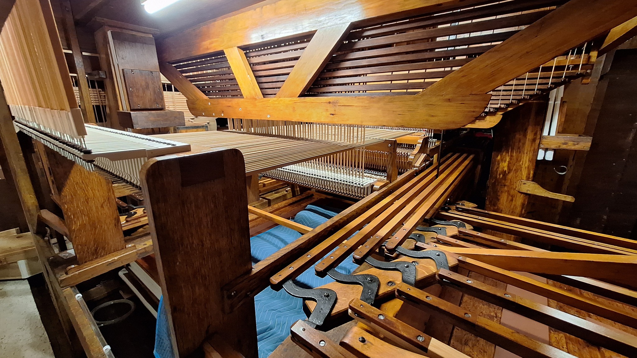 David E. Wallace & Co. LLC Pipe Organs - The organ is on a new floor ...