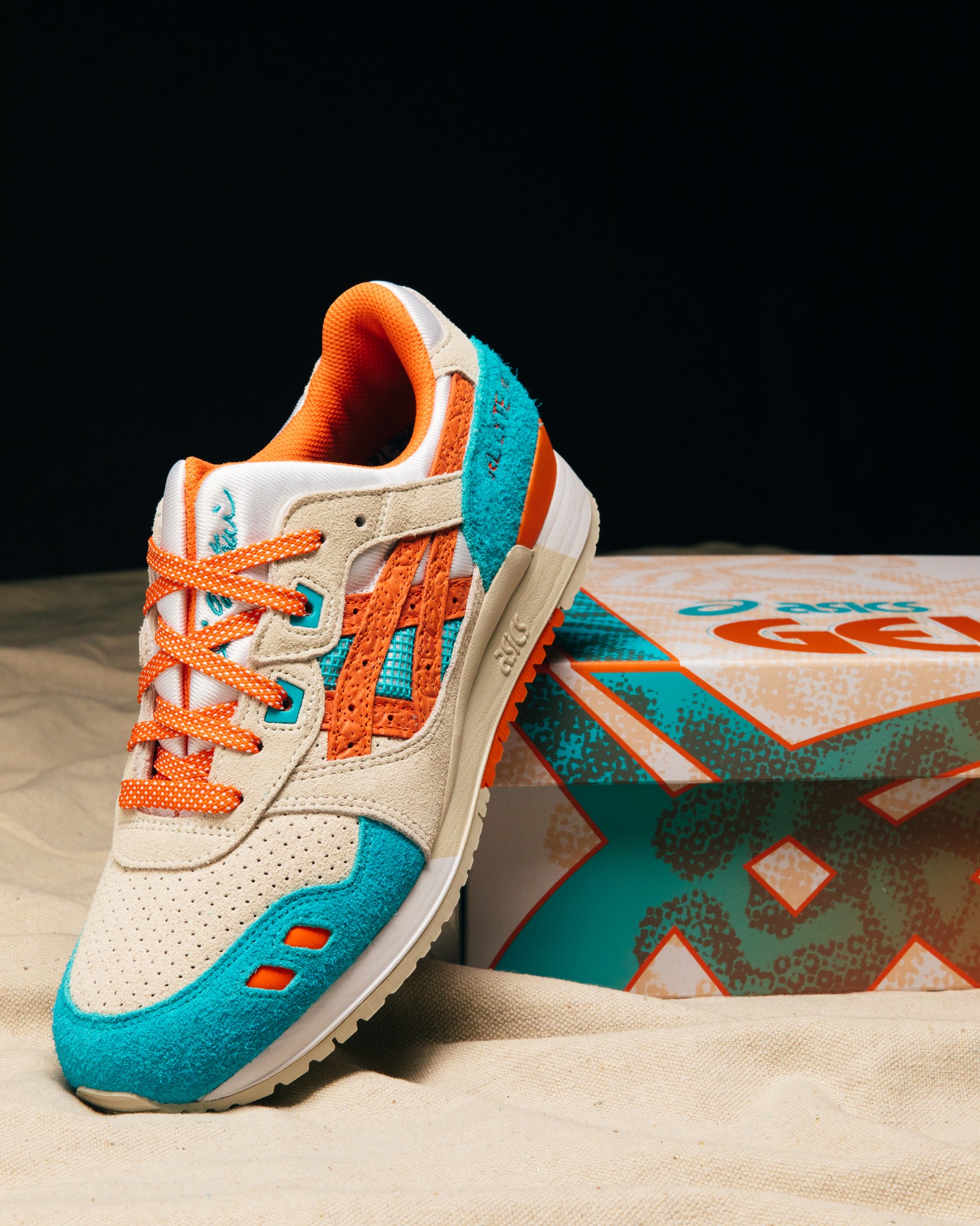 The ASICS GEL-LYTE III 07 Remastered 'Orange/Cream' celebrates one