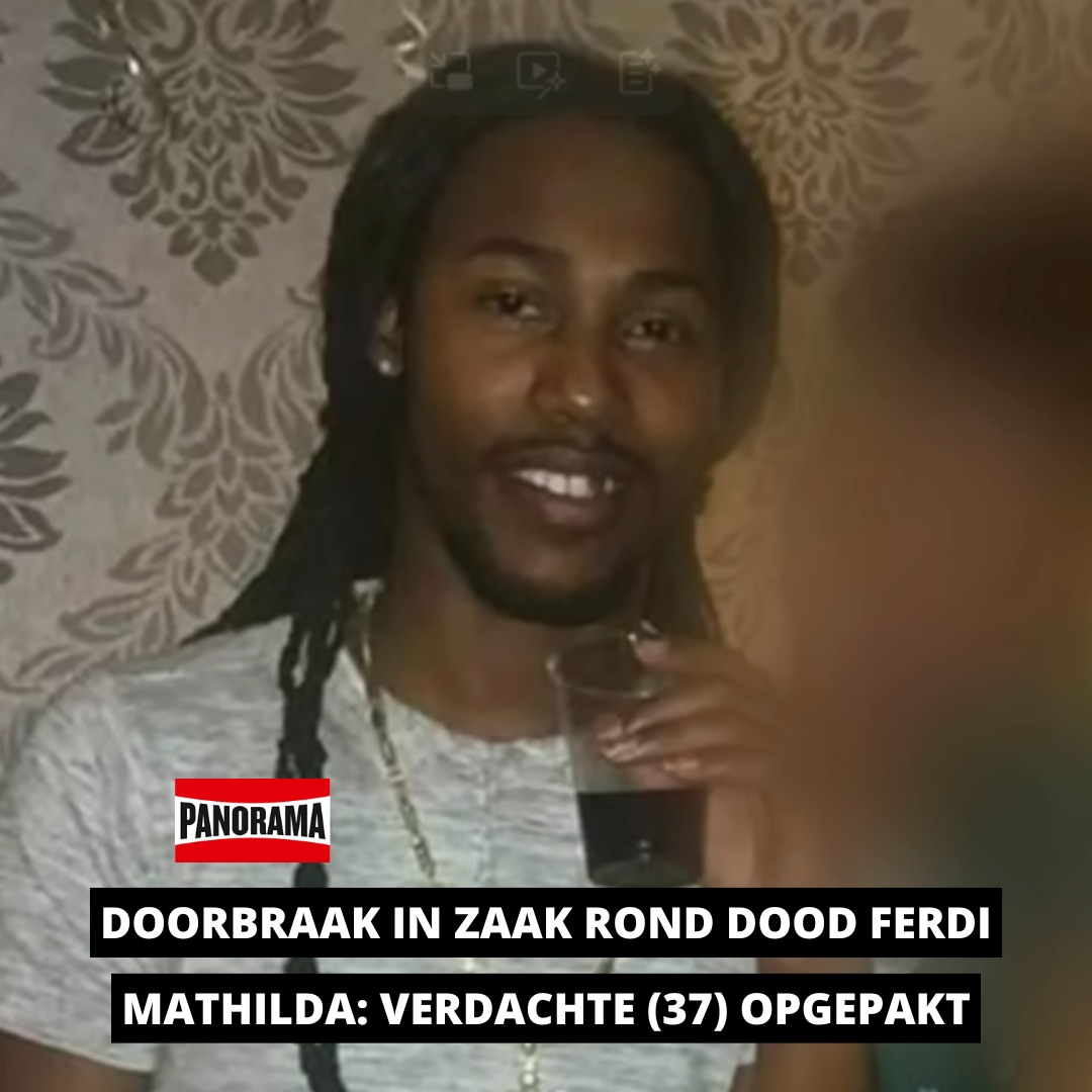Panorama - Na de dood van de dertiger bleken zijn gouden kettingen, met ...