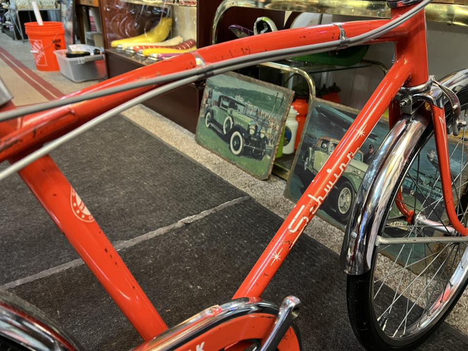 1973 Schwinn Sting-Ray Fastback on display at Bicycle Heaven museum