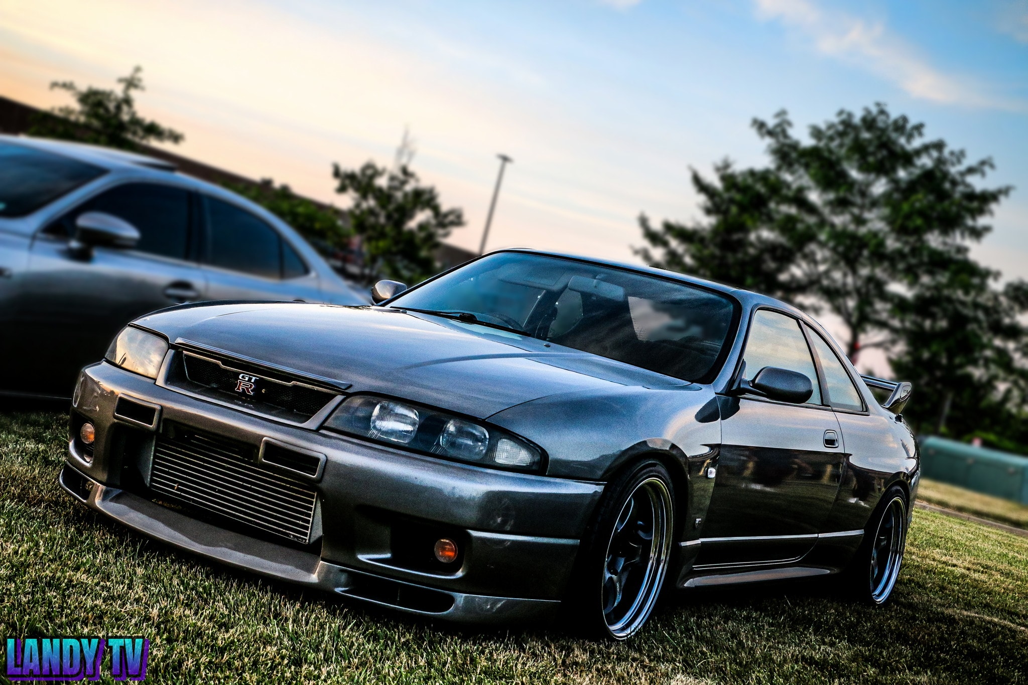 LANDY TV - #nissan #skyline #gtr #r33 #jdm #japan #stance... | Facebook