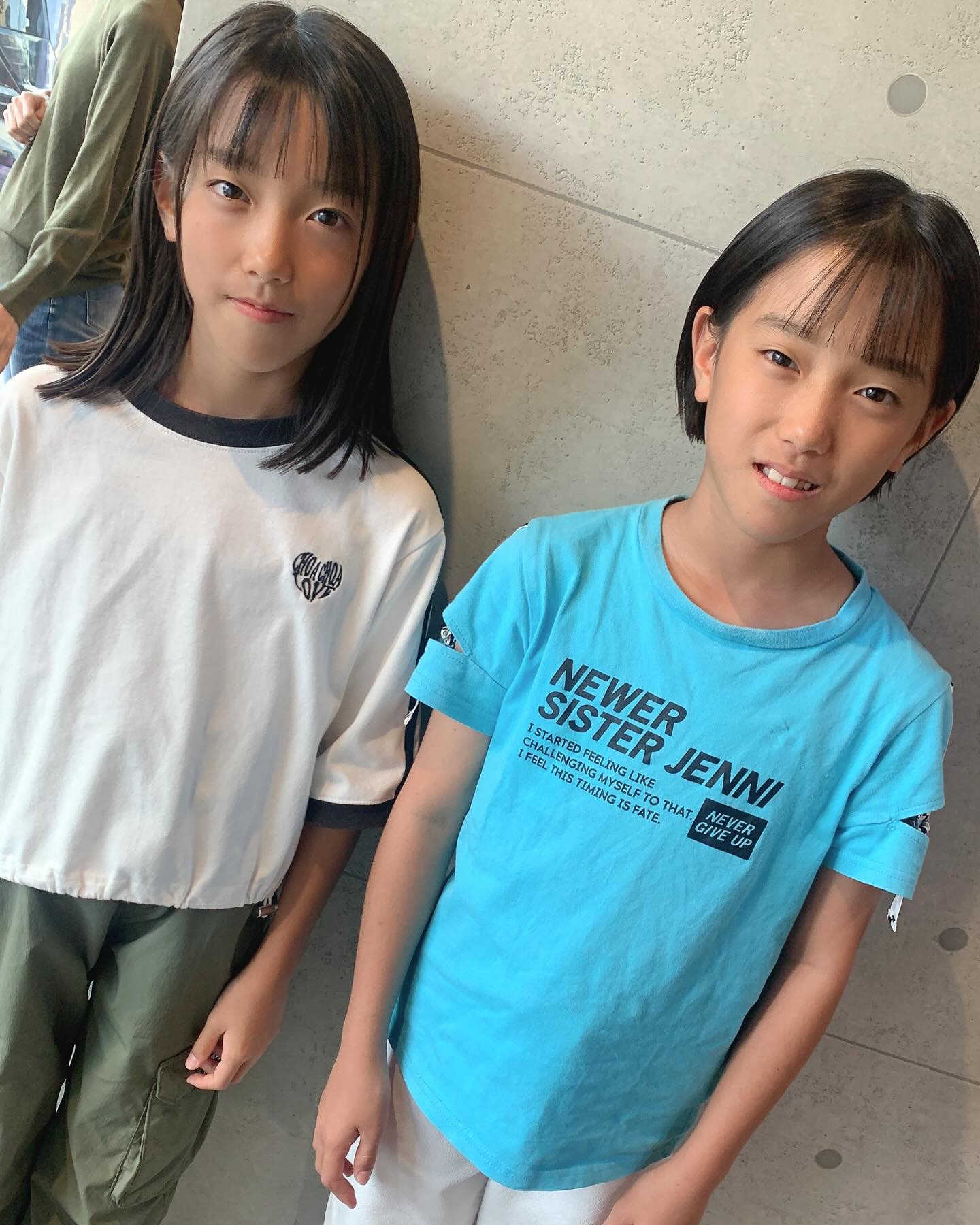 美少女ツインズちゃん? 双子ちゃんでも2人個性は別々♡ 2人とも 
