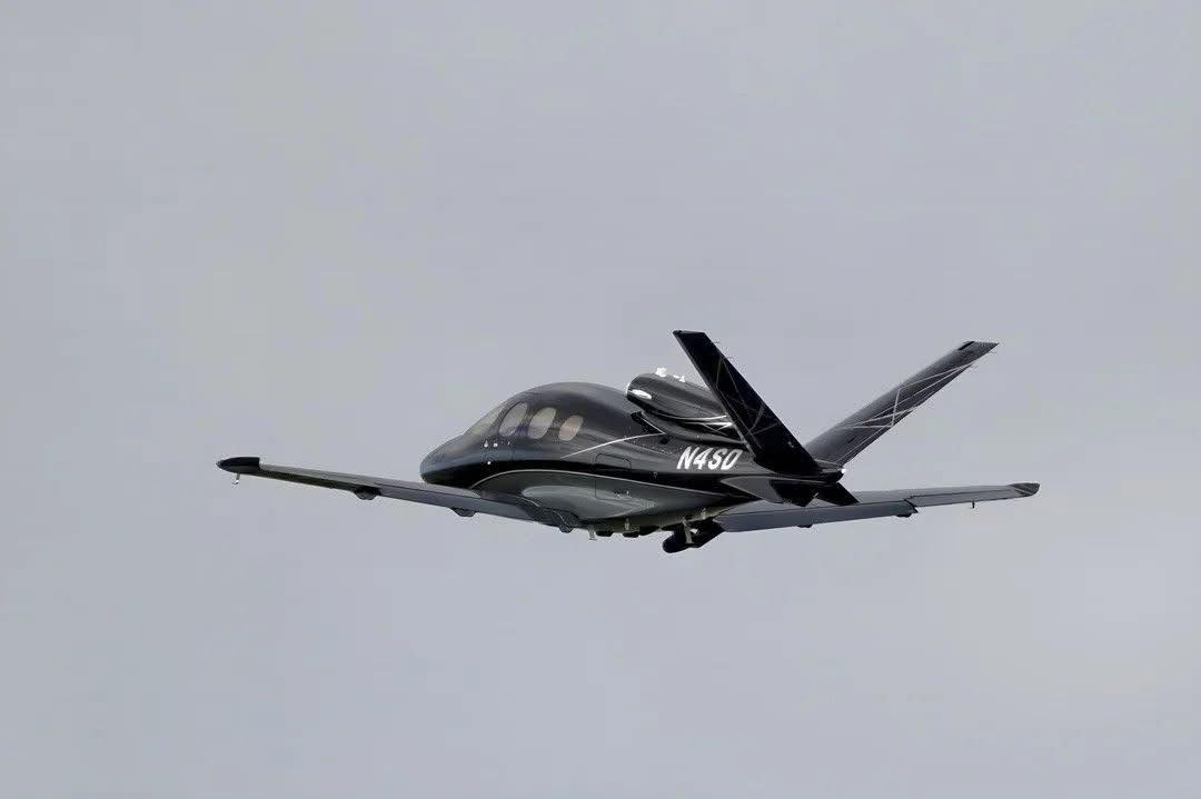 Naija - That's a Cirrus Vision SF50 Jet belonging to a Alhaji Sayyu ...