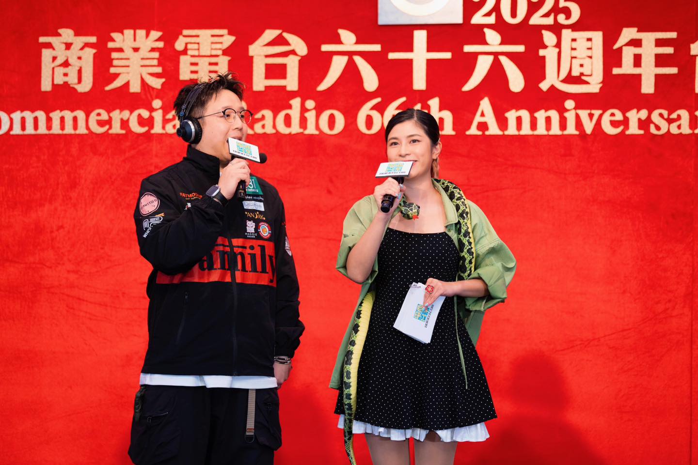 MonkeyMit馬騮搣 - 🪩今年公司台慶做司儀，拍住葉宇澄🎤... | Facebook