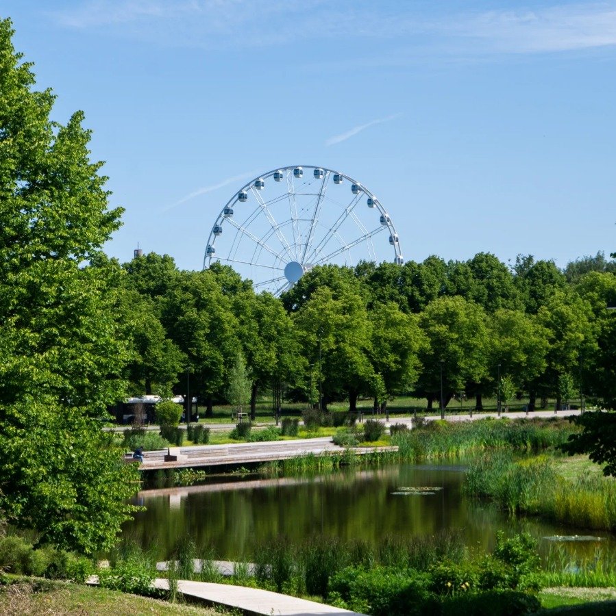 CityRiga.lv - 👉 Rīgas panorāmas rats 📌 Raņķa Dambis 2, Rīga 🎡☀️ Rīgas ...