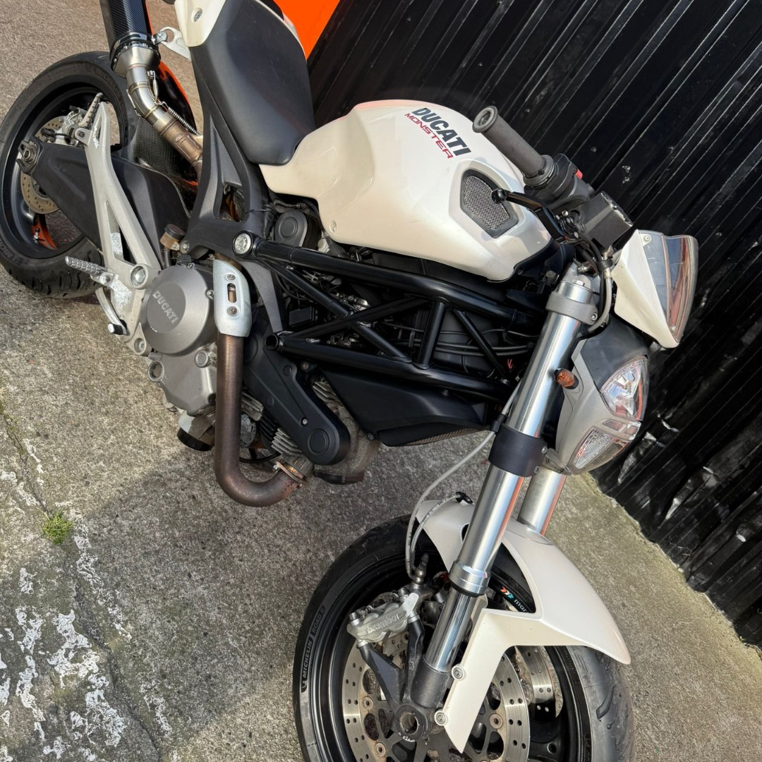 Ducati Monster 696 2010 – For Sale! With only 23,156 km, this 2010