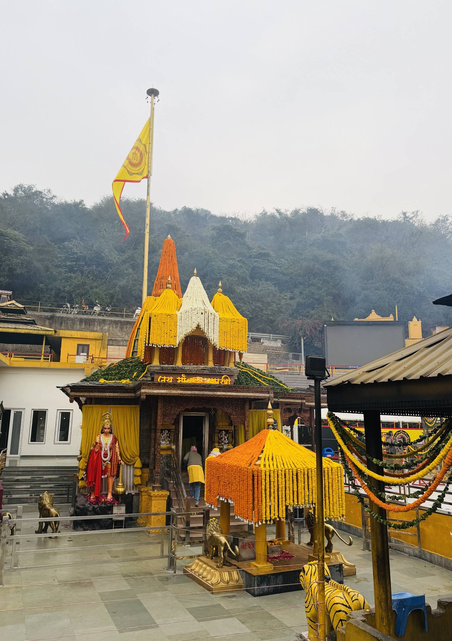 Maa Baglamukhi Mandir, Bankhandi, Himachal Pradesh | Dera Gopipur