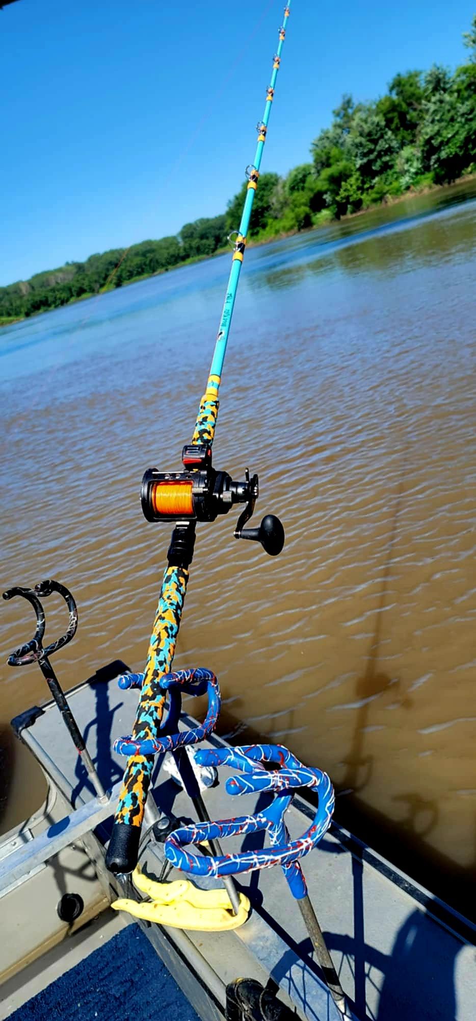 best katt fishing pole Fiblink 1-Piece Rod Saltwater Trolling Rod Cat Catfishing Rod Conventional Boat Fishing Pole（40-80lb,6-Feet,Medium Heavy） : Sports & Outdoors gripping EVA foam handle and quality graphite reel seat with cushioned hood. BnM Silver Cat Catfish Series