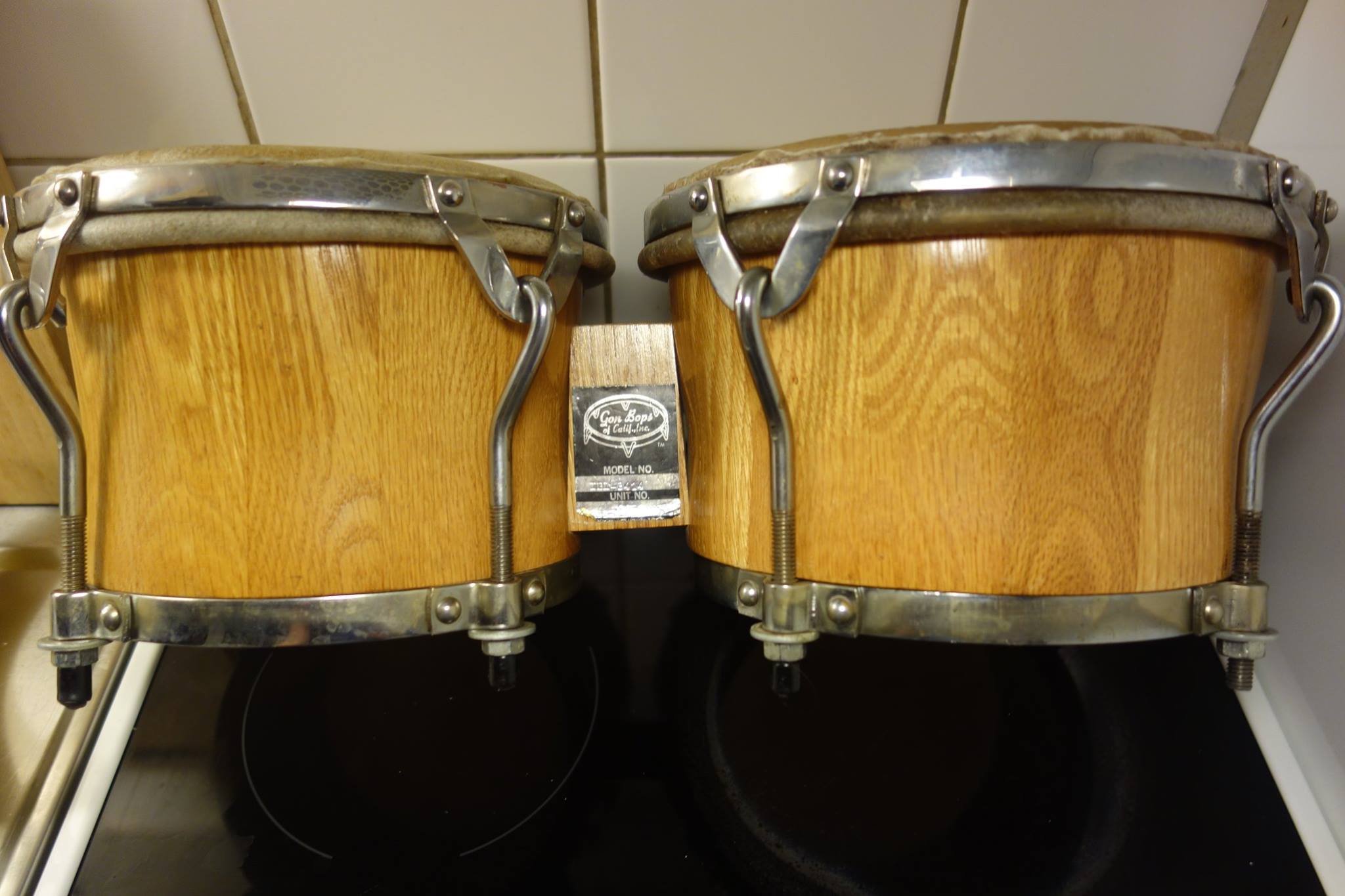New vintage Gon Bops IB-3300 mahogany bongos arrived