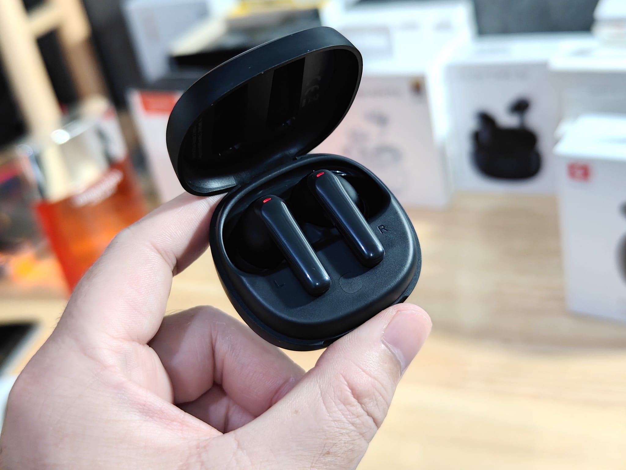 ISuper Thailand - รีวิวตรงไปตรงมา iSuper Evo Buds 2 จาก... | Facebook