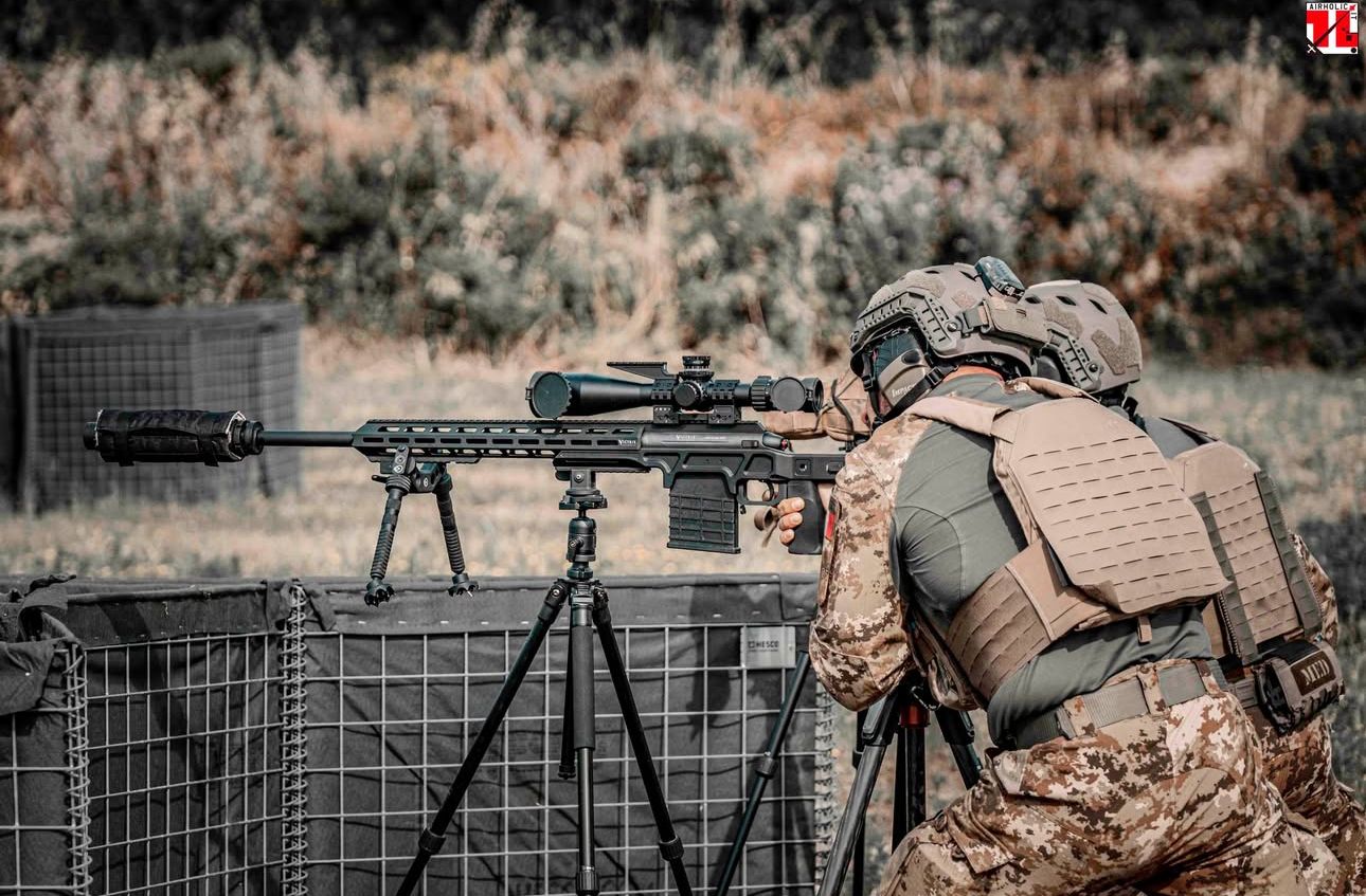 Victrix - Precision. Honor. Discipline. In the hands of Italy’s elite ...