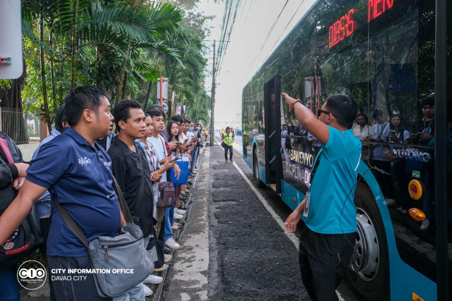 SunStar - INAUGURAL TRIP Residents from Toril boarded the DC Buses for ...