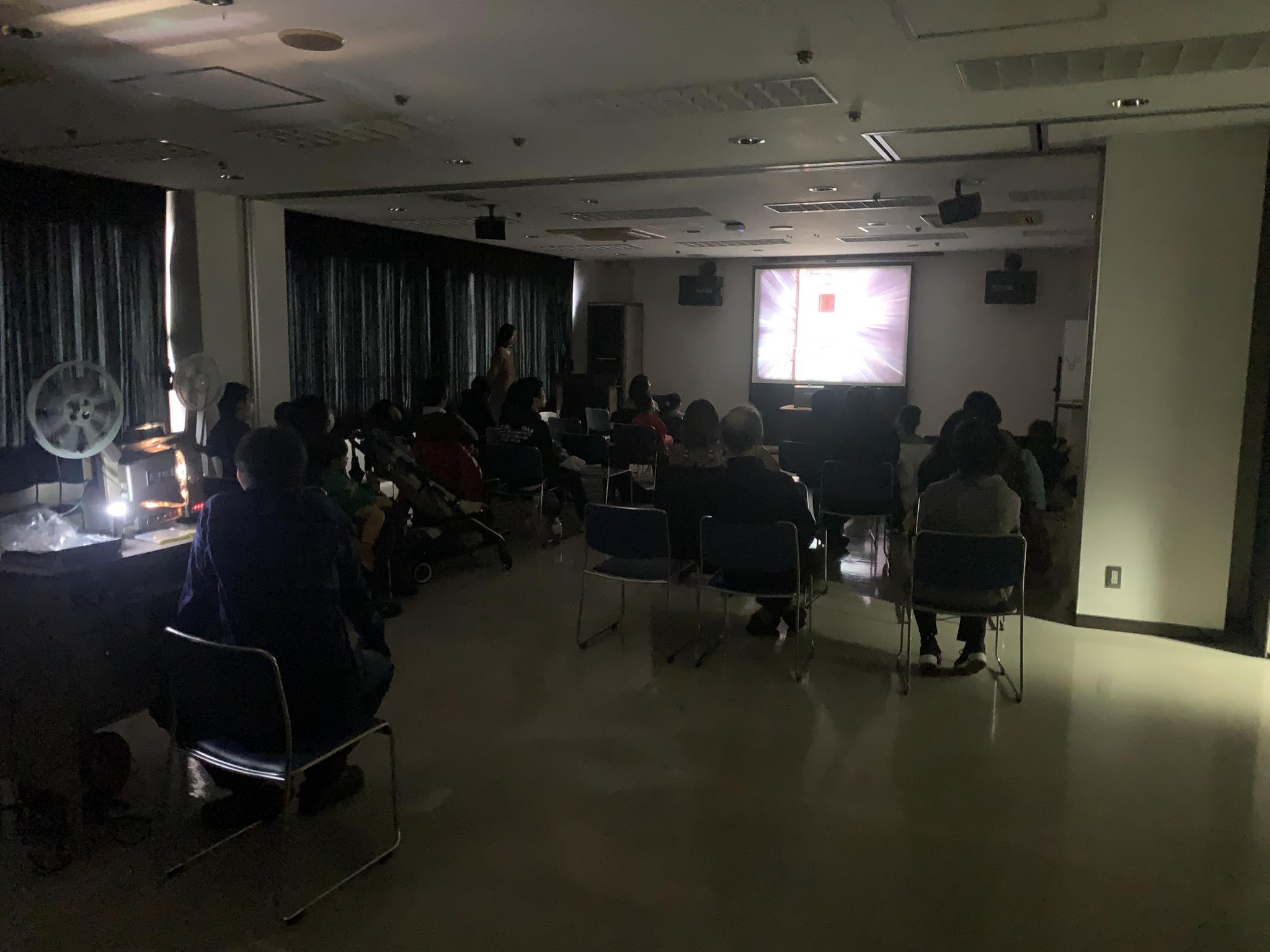 16mm映写機の会