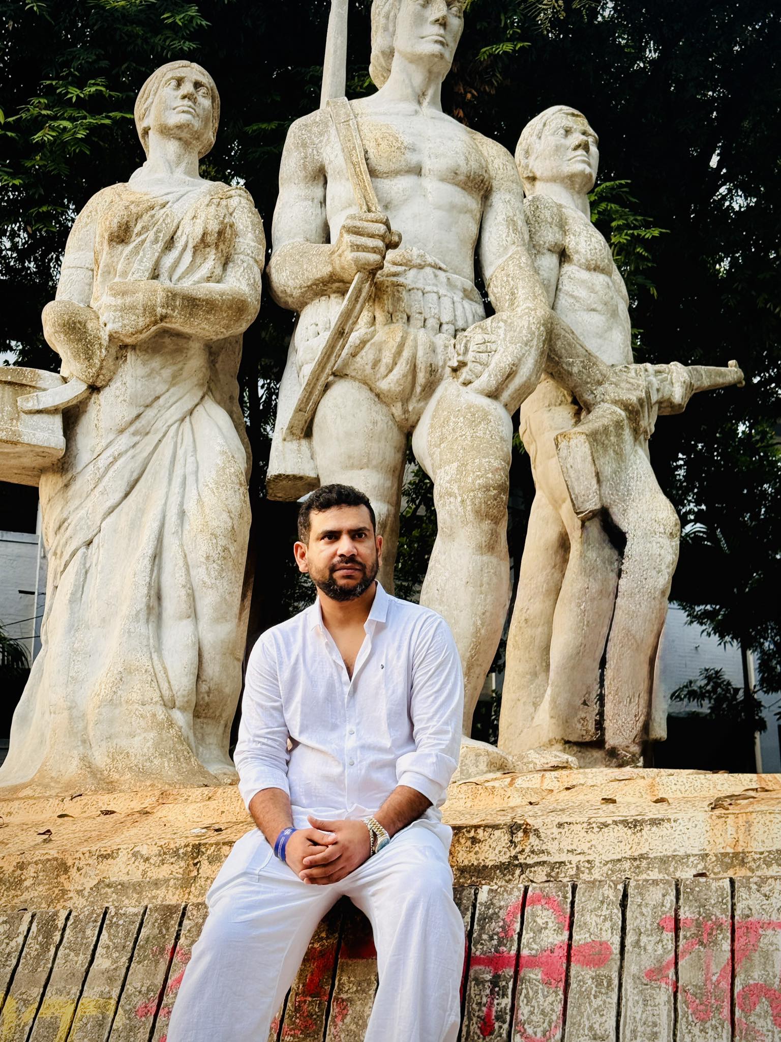 RJ - যদি তুমি পৃথিবীর অধিকাংশ মানুষের কথামতো চলো, তবে তারা তোমাকে ...