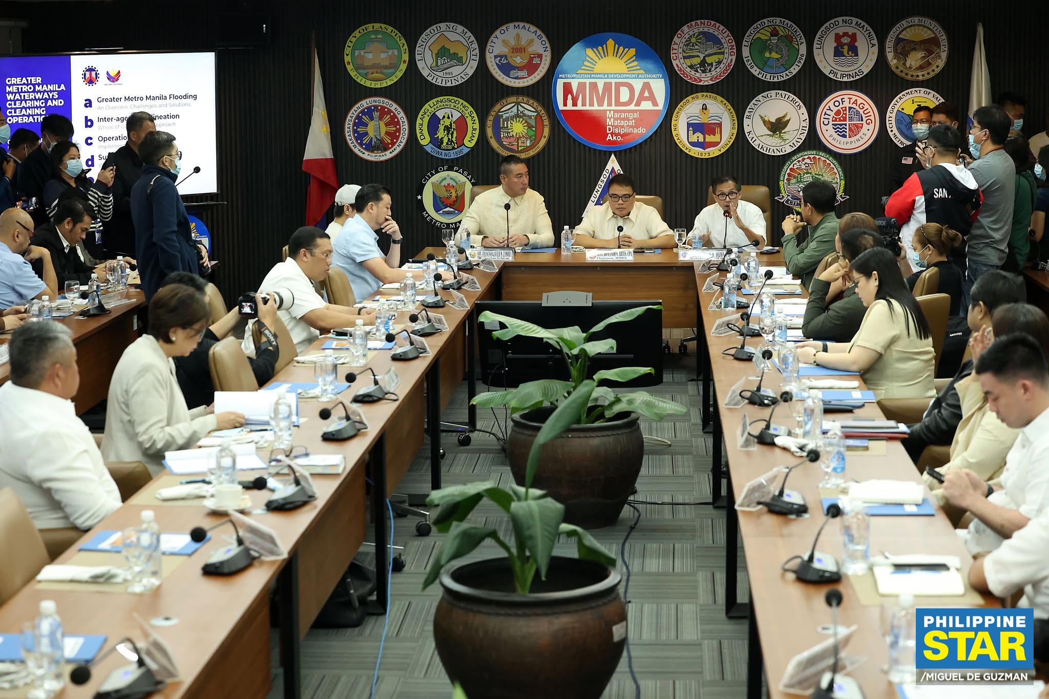 Philippine - Metropolitan Manila Development Authority (MMDA) chairman ...