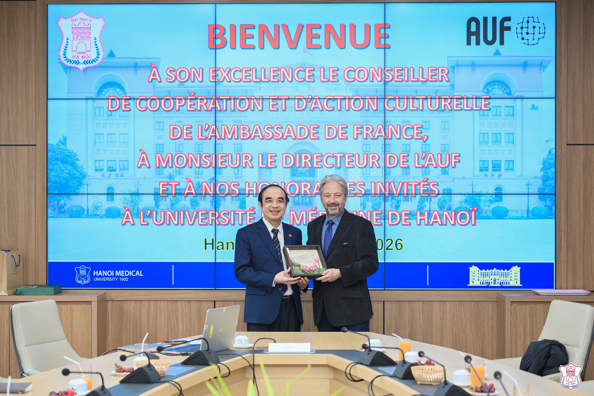 Đại học Y Hà Nội added a new photo. - Đại học Y Hà Nội