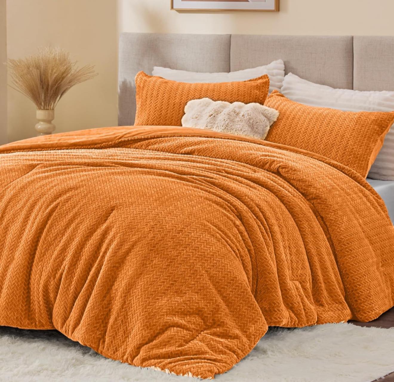 FRYE Luxury Faux Fur Comforter Set – King Size, 3-Piece, Reversible, Hypoallergenic