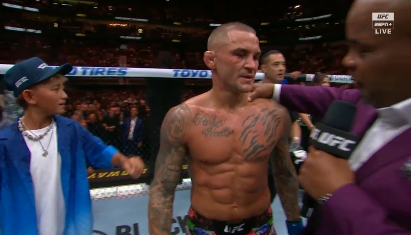 UFC - Rush ขึ้นมาแสดงความดีใจกับ Dustin ด้วยครับ #ufctalkingthailand # ...