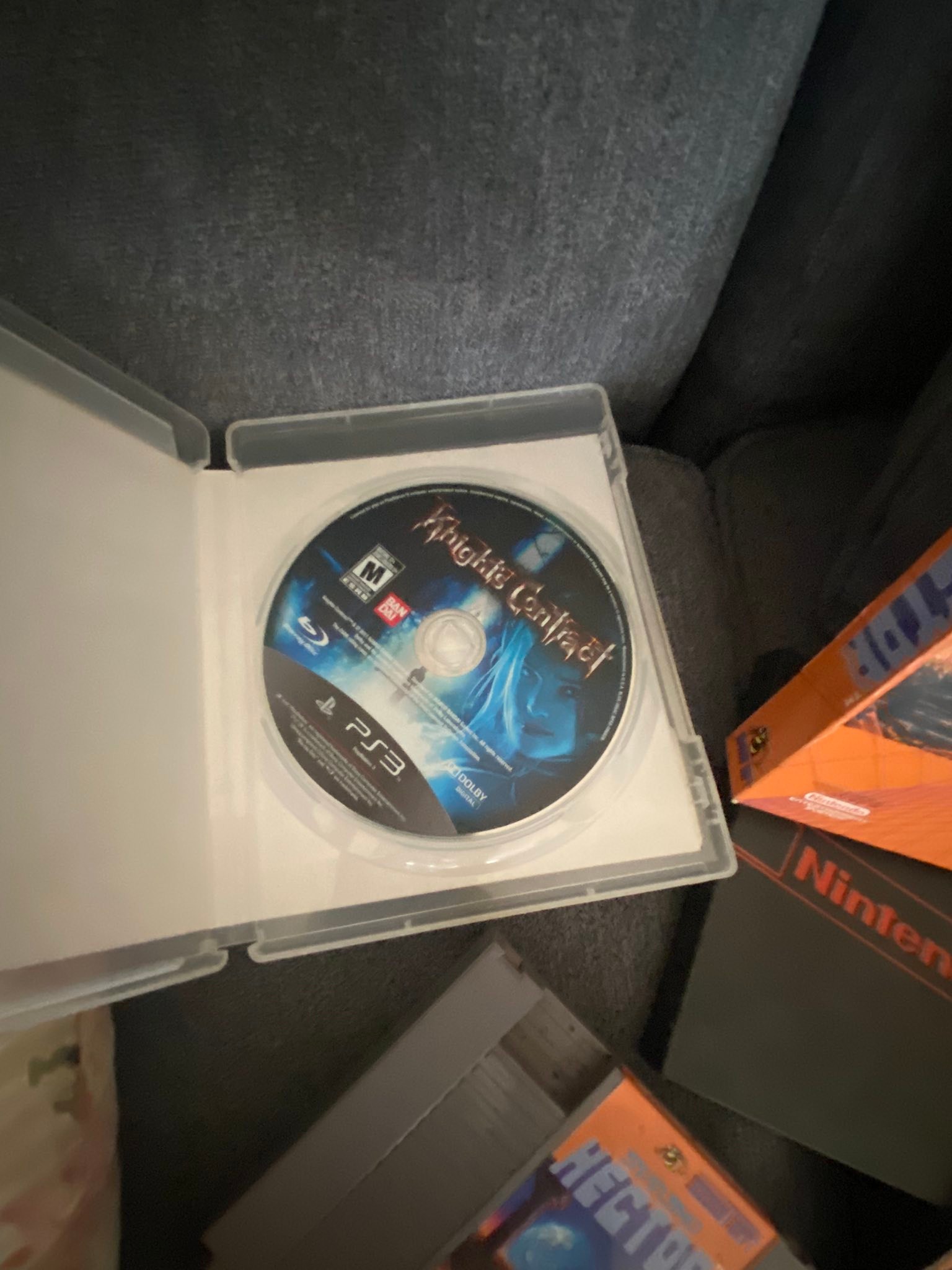 Retro game collection with 98 games and Knight Contract