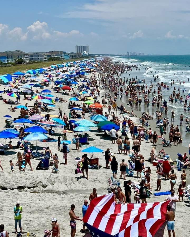 Surfside looked a little crowded on the 4th! Photo via Nancy