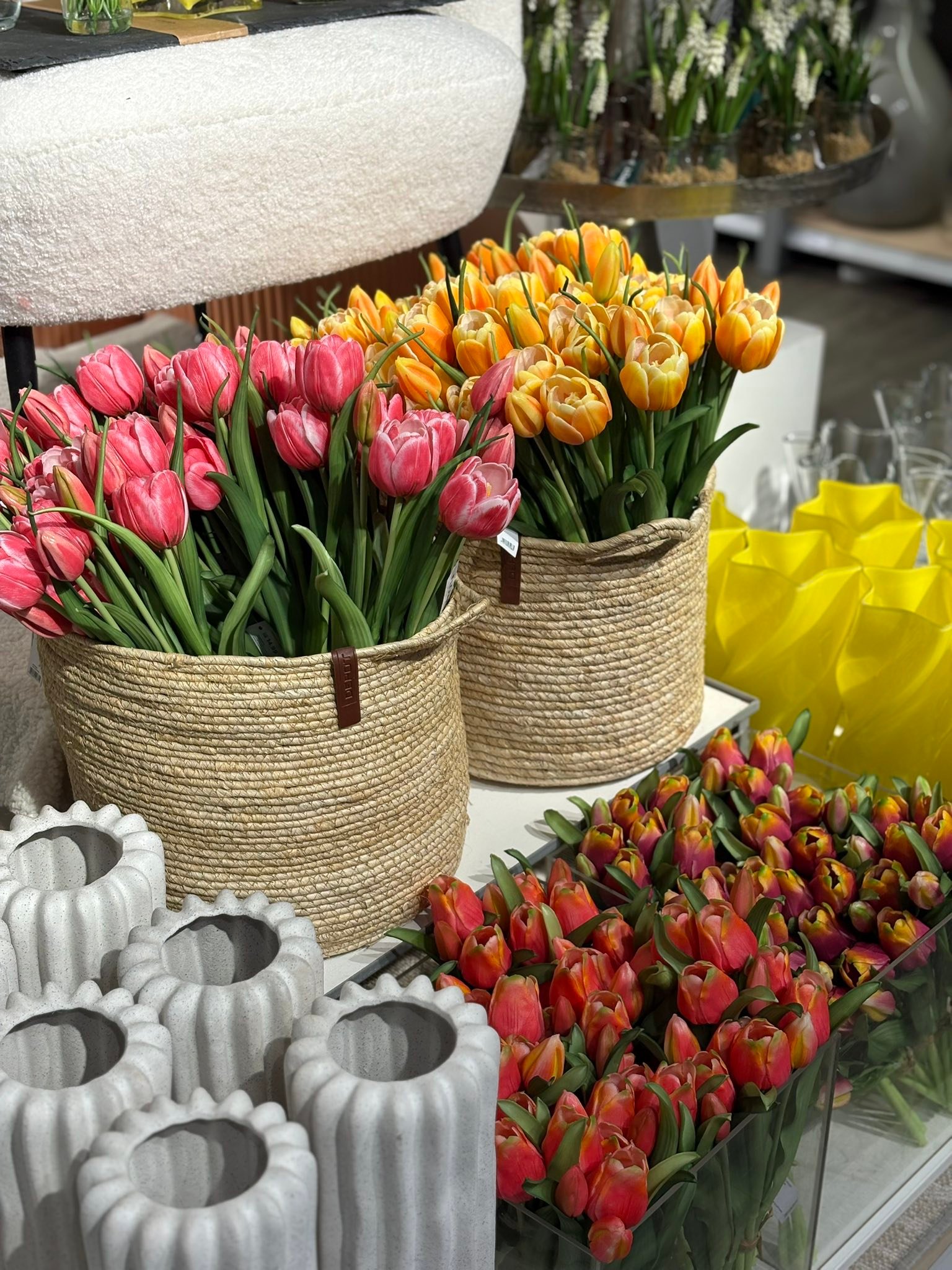 Spring Vibes bei DEPOT 🌷💕 Wir haben für euch bei Depot im MURPARK die neueste Frühlingsdeko entdeckt 😍🌸🎀 Na, ist bei euch auch schon der Frühling eingezogen? 💐✨