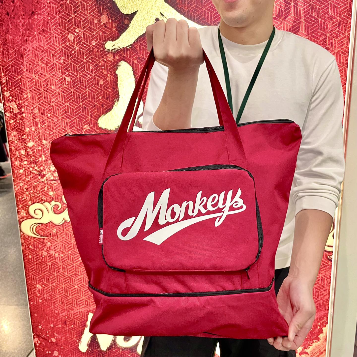 Rakuten Monkeys #初一 福袋準備開賣... - Global Mall 環球板橋車站 | Facebook