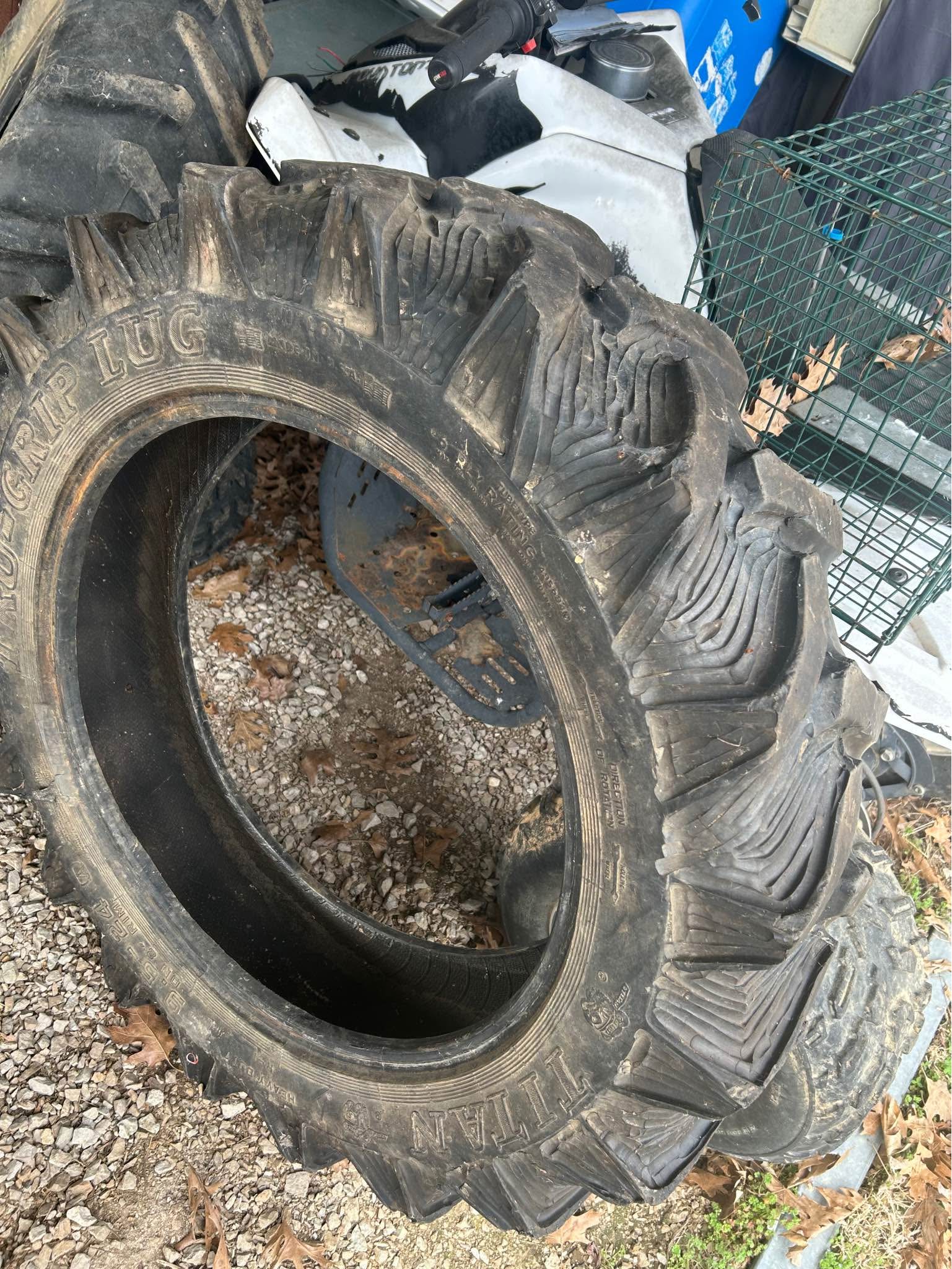 8.3X24 9.5-24 REAR TRACTOR AG FARM TIRE INNERTUBE JOHN DEERE 8.3X24 8.3 24 9.5