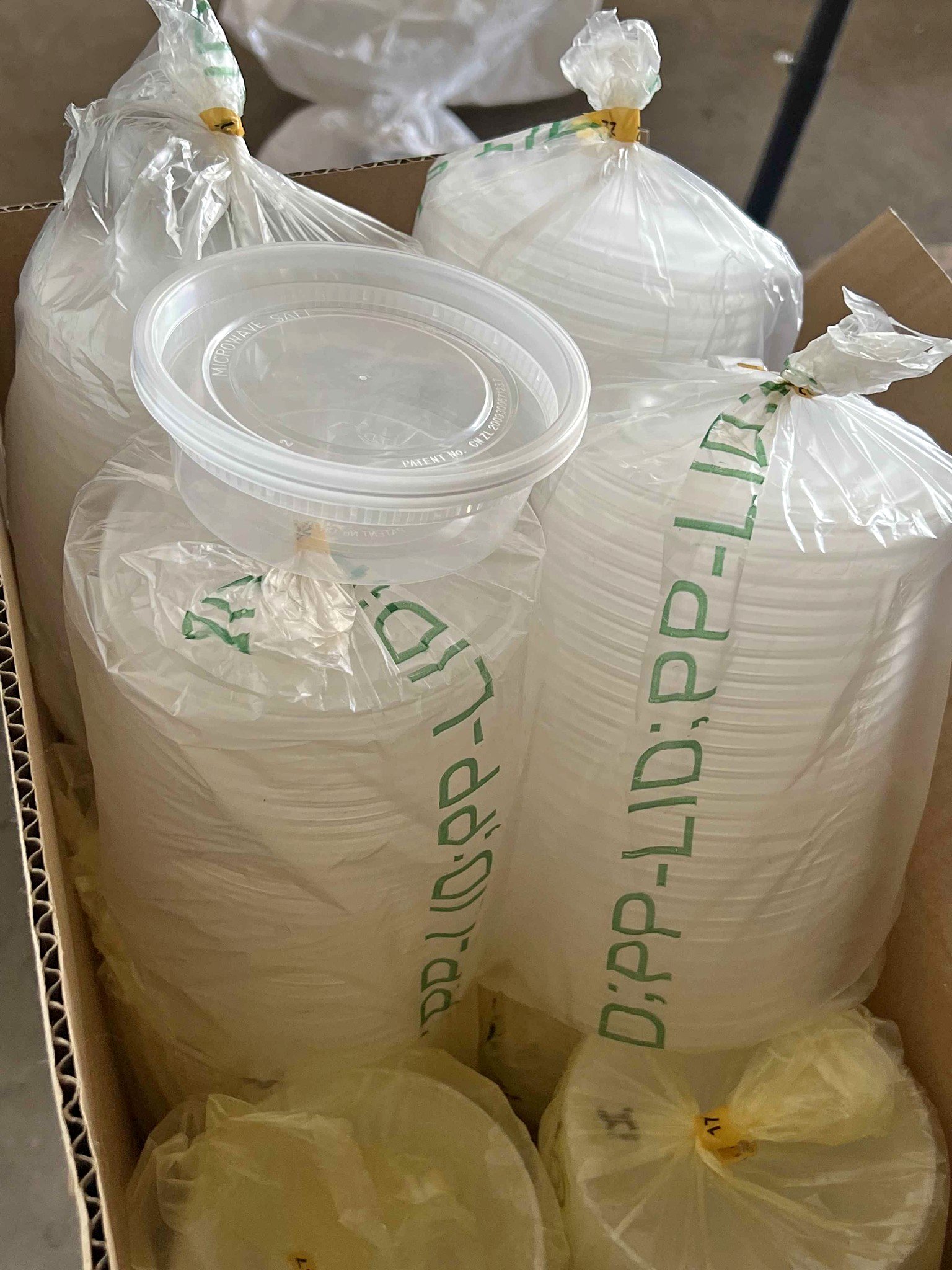 👩🏻‍🍳 Lexan Cambro containers large & small *New and lightly used ...