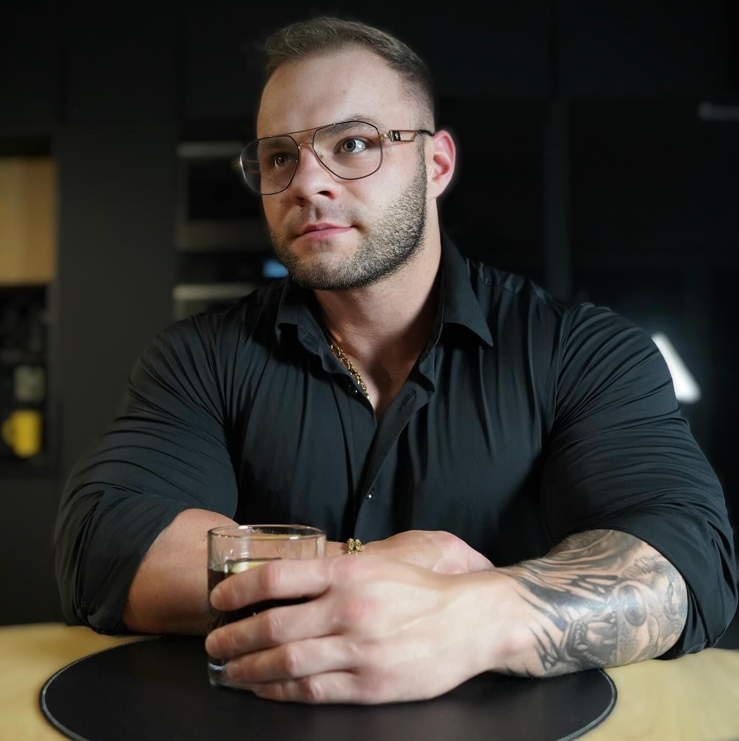 Damian Kryszpin IFBB PRO