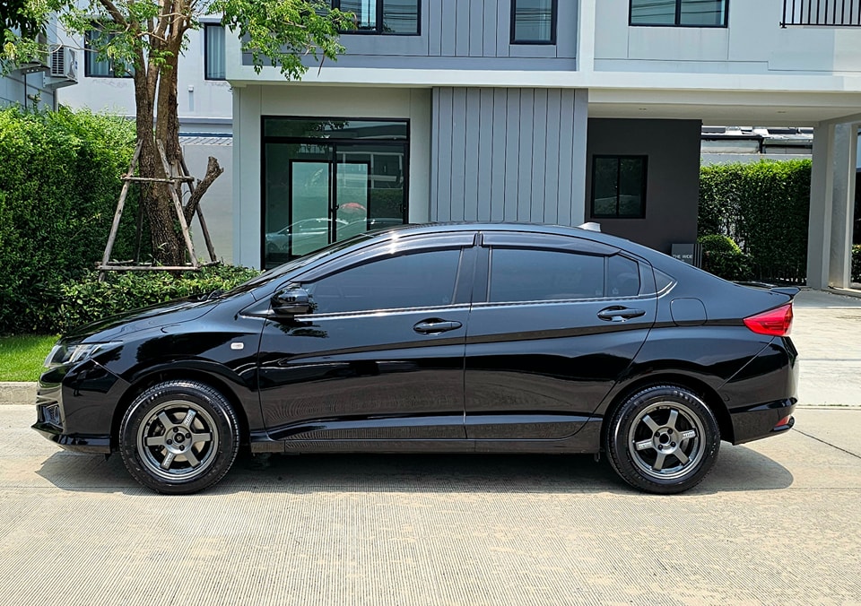 S-Car Auto House-รับซื้อรถเก่าราคาสูง