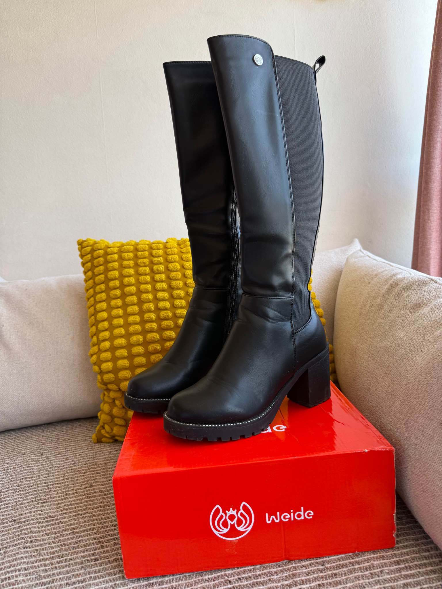 Botas largas negras - Boots - Santiago, Chile | Facebook Marketplace ...