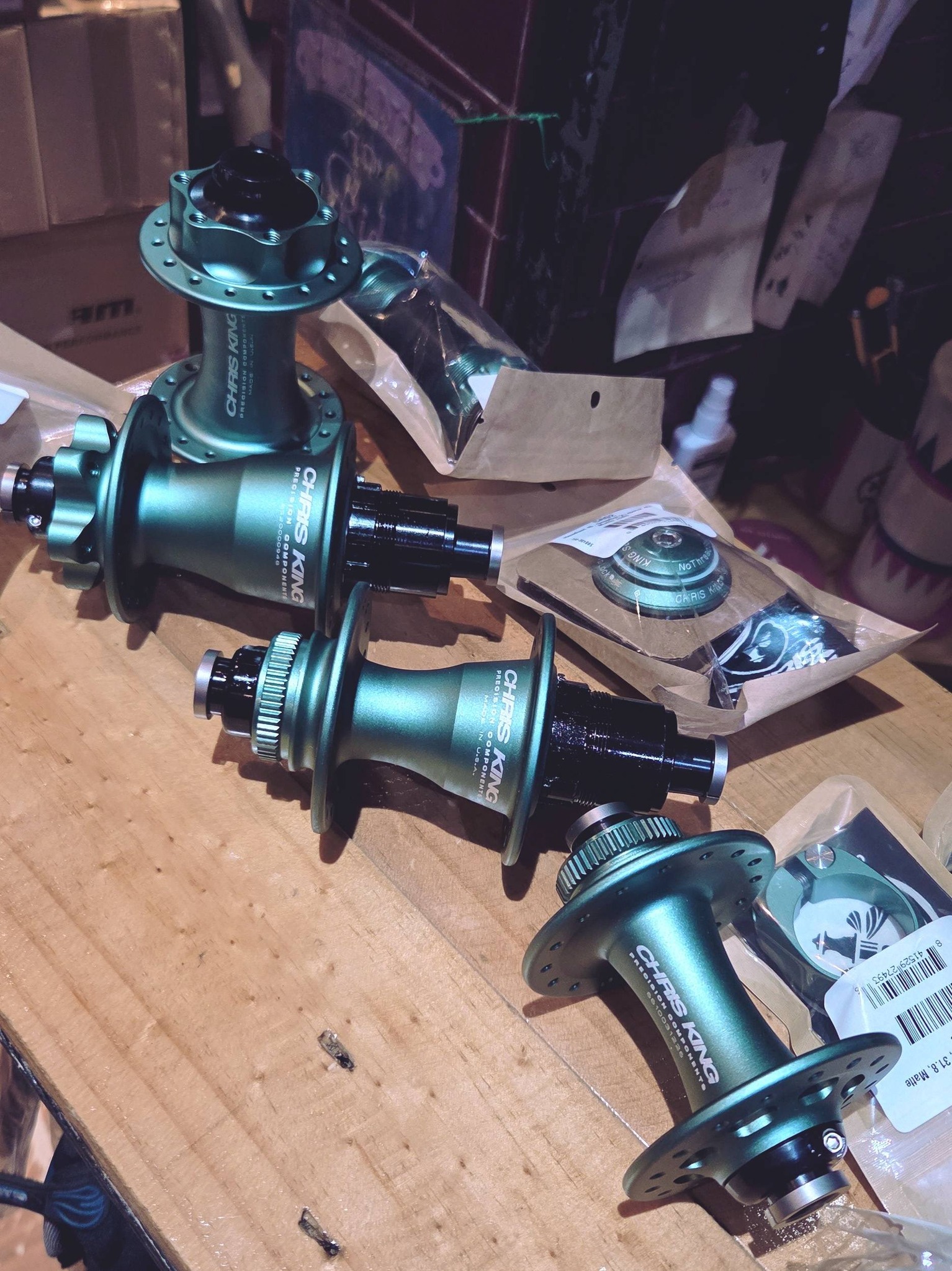 Chris King Hubs Limited Edition - Matte Jade MTB Boost R45 Road