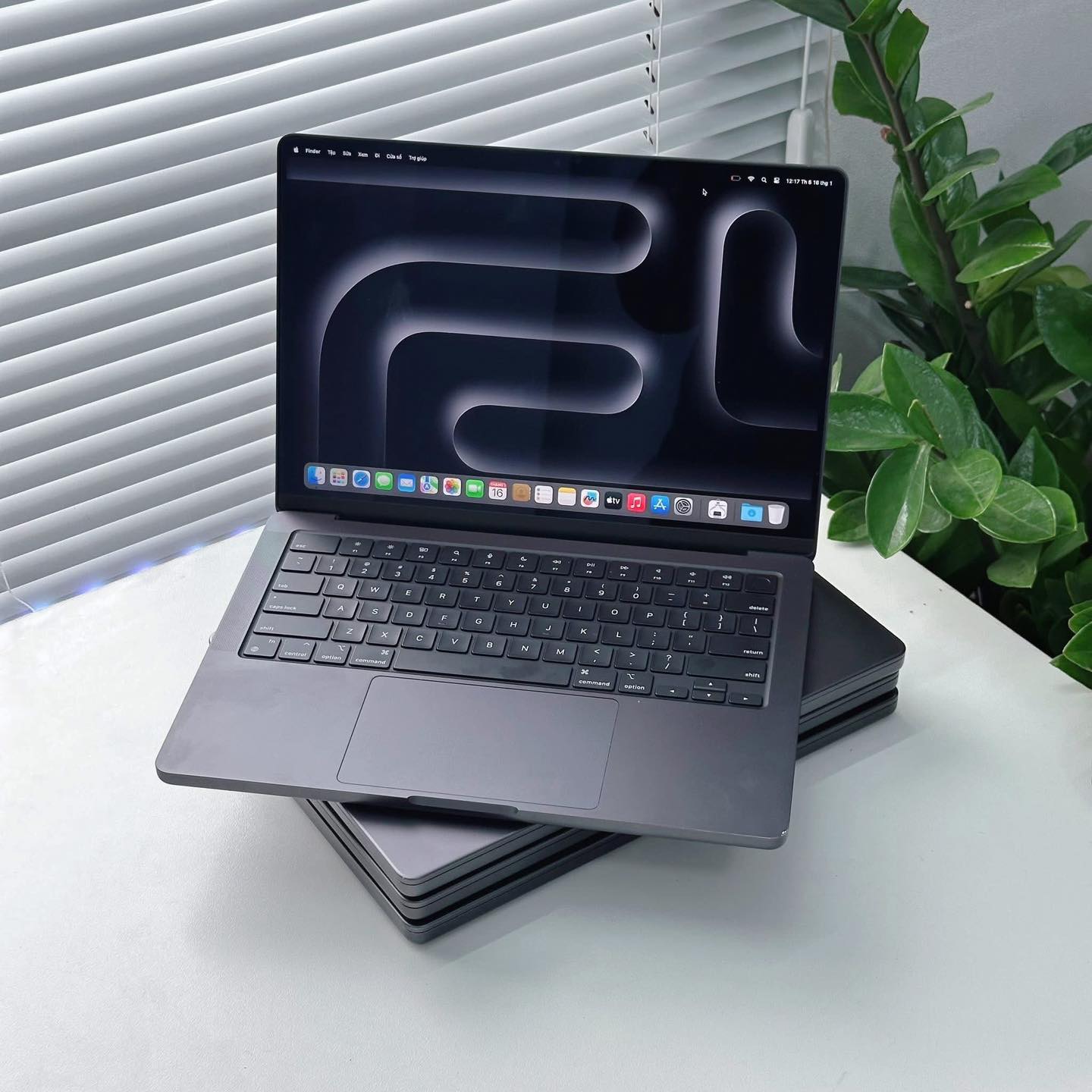 1TB スペースブラック M3 Pro Pro 14 18GB MacBook