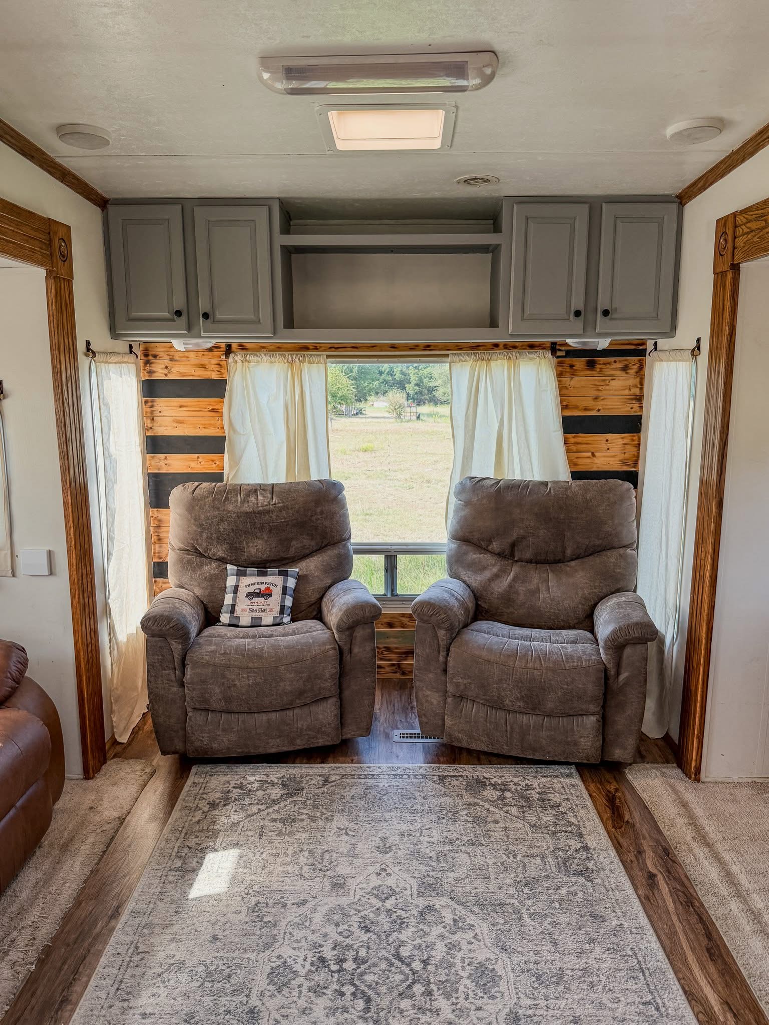 2005 Pilgrim International - Open Road 5th Wheel 37ft Renovated (M-357 ...