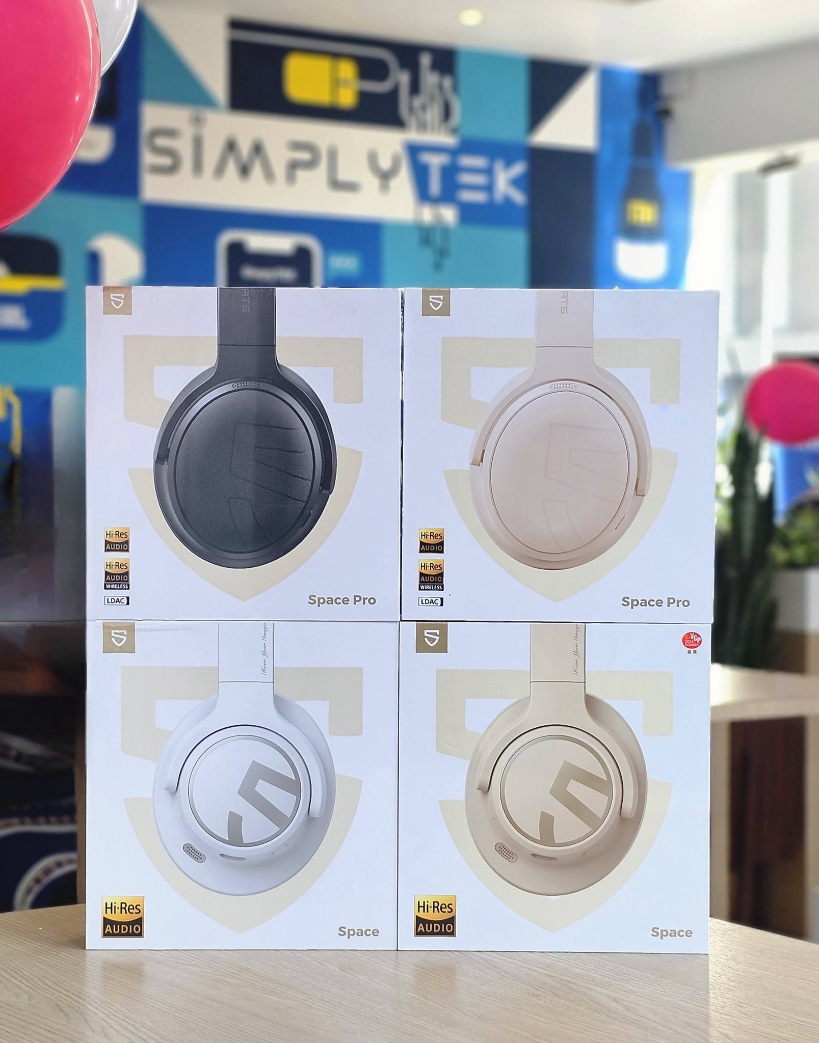 SimplyTek - 🎧 Premium Sound. Premium Comfort. SoundPEATS... | Facebook