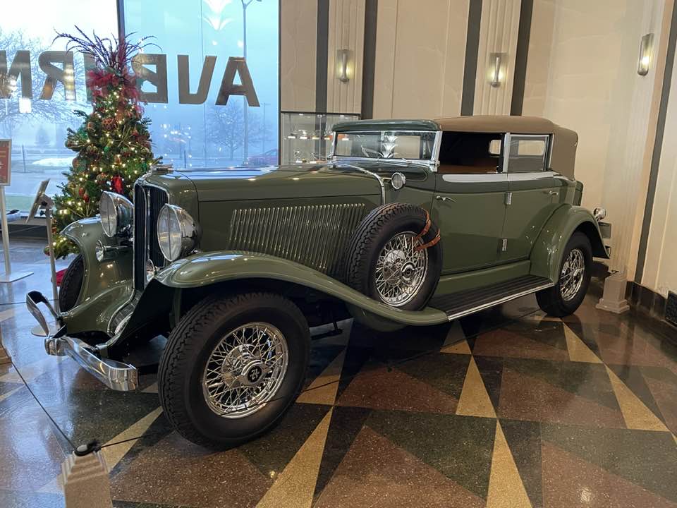 Auburn Cord... - Auburn Cord Duesenberg Automobile Museum