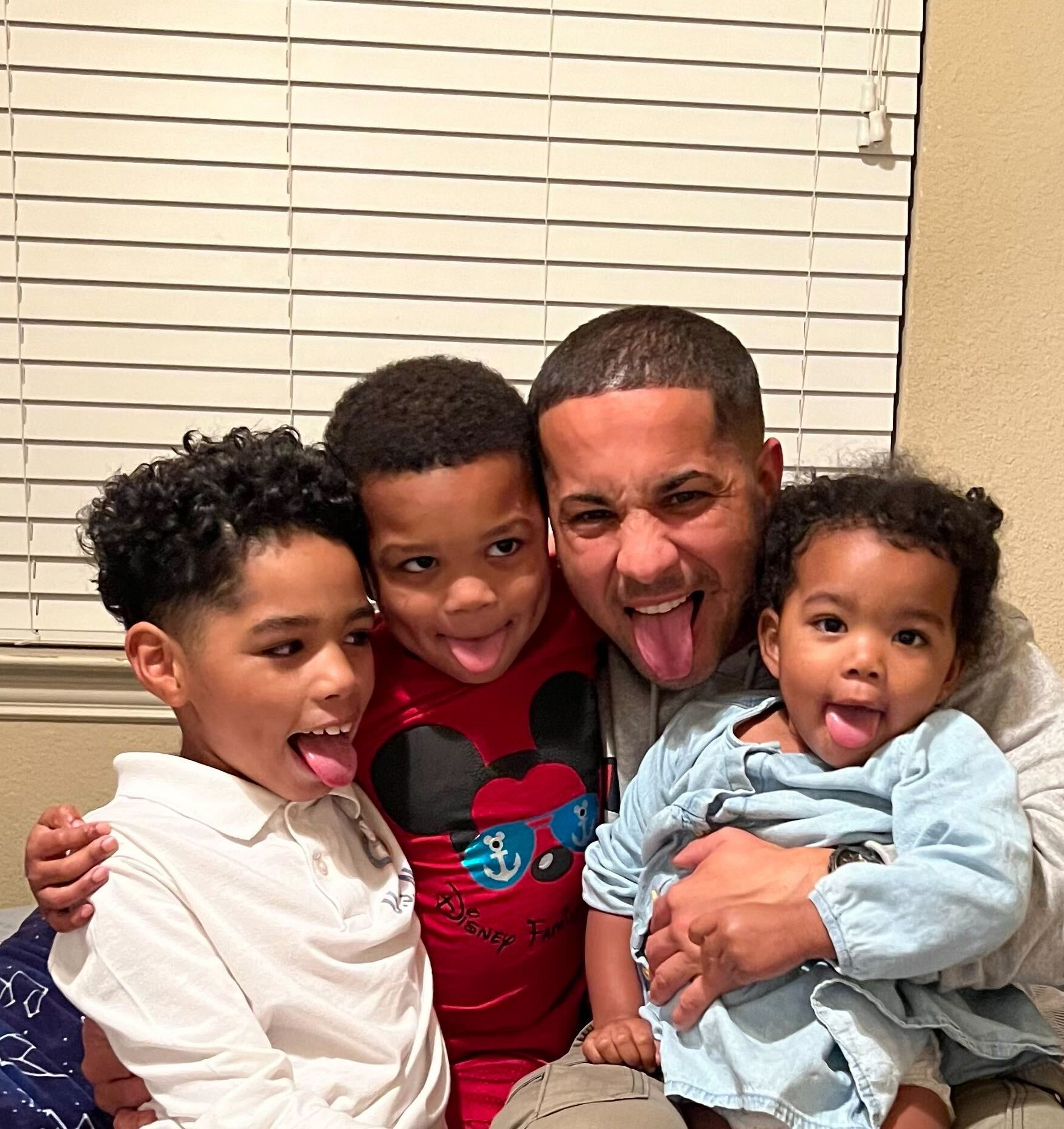 Black News - Black Dad of 5 Dies While Trying to Save His... | Facebook