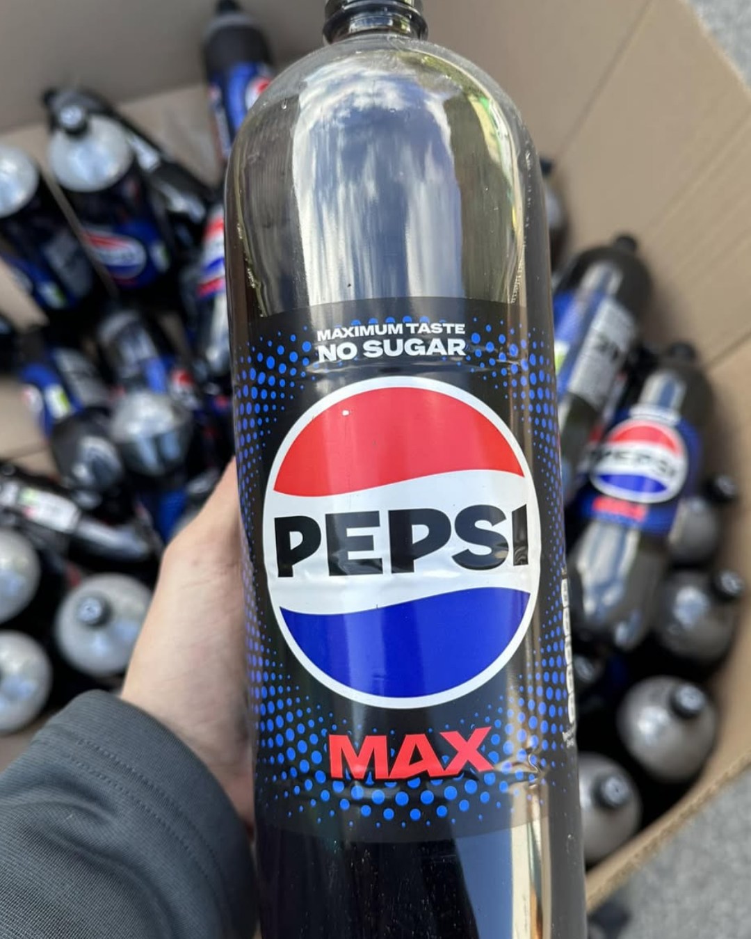 Hotukdeals - If your house runs on cola, this bundle is 8... | Facebook