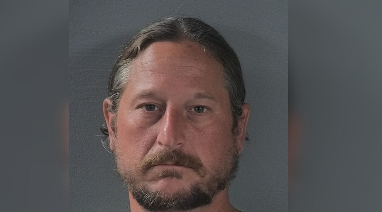 Man accused of taking off his belt,... - Cleveland 19 News | Facebook