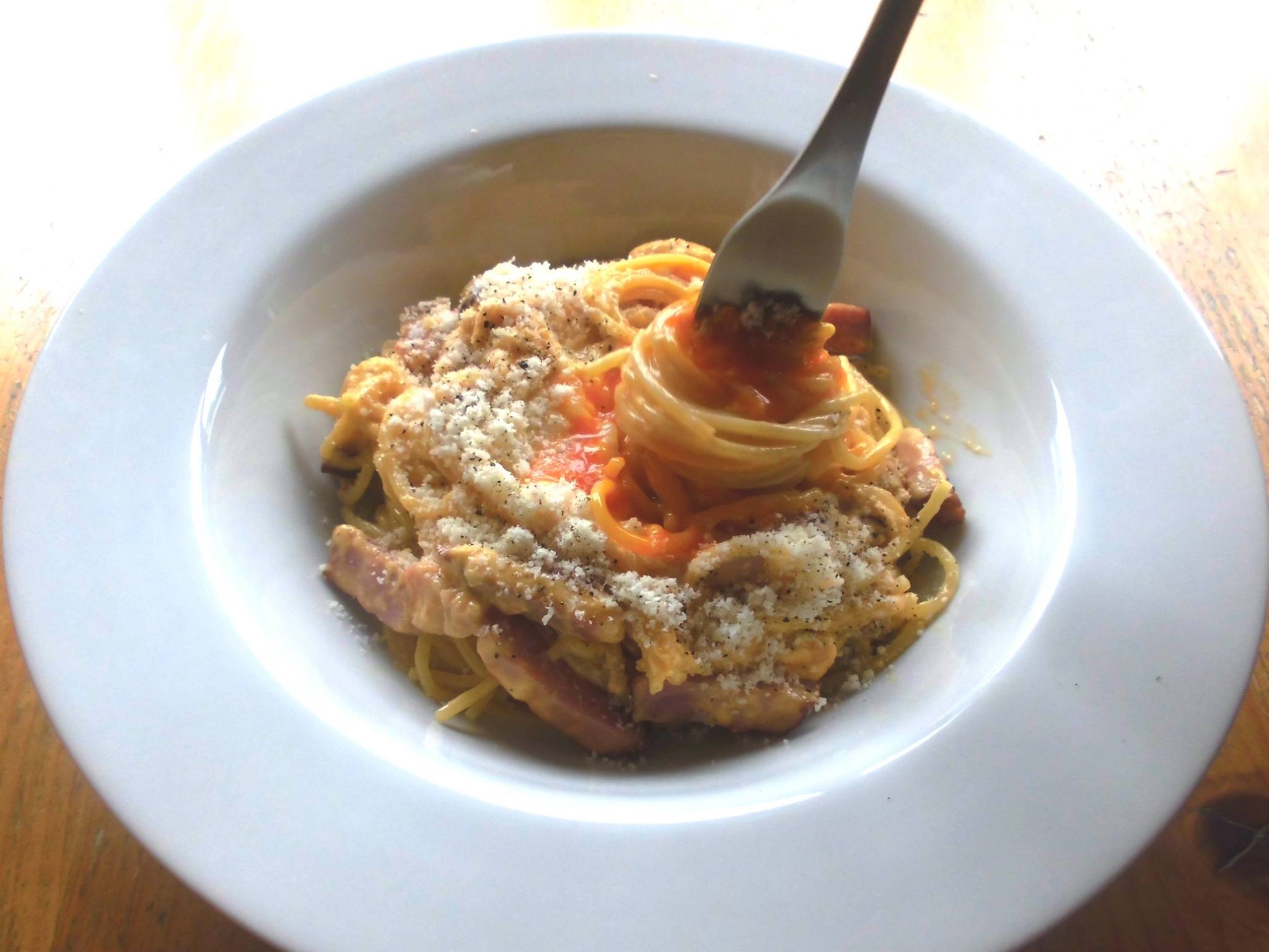 カフェ ナインストーリーズ - 季節は 夏真っ盛り うだる暑さは… 茹だるパスタで 吹き飛ばせ！！ We are... | Facebook